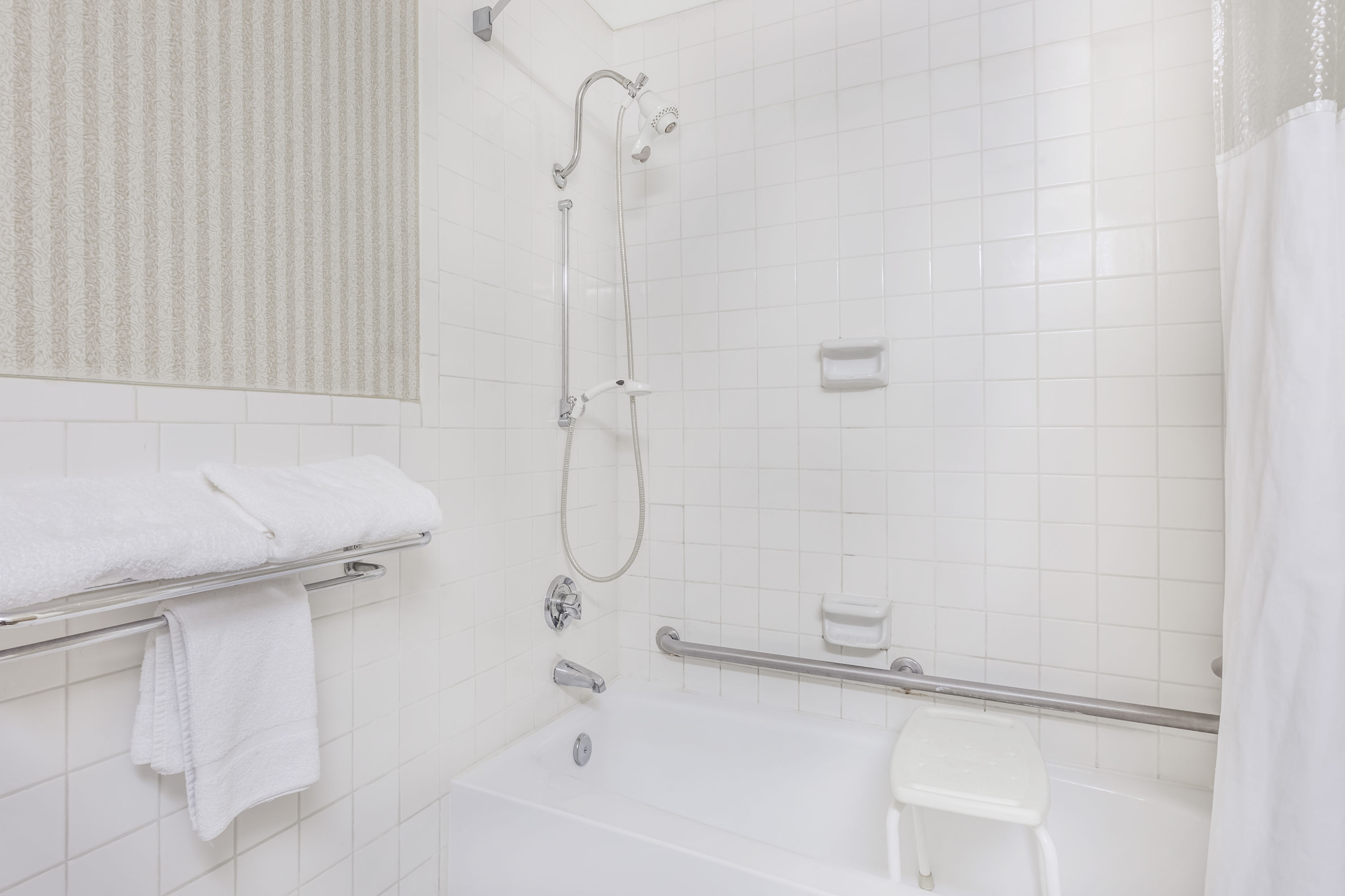 Ramada By Wyndham Macon Macon Ga Hotels