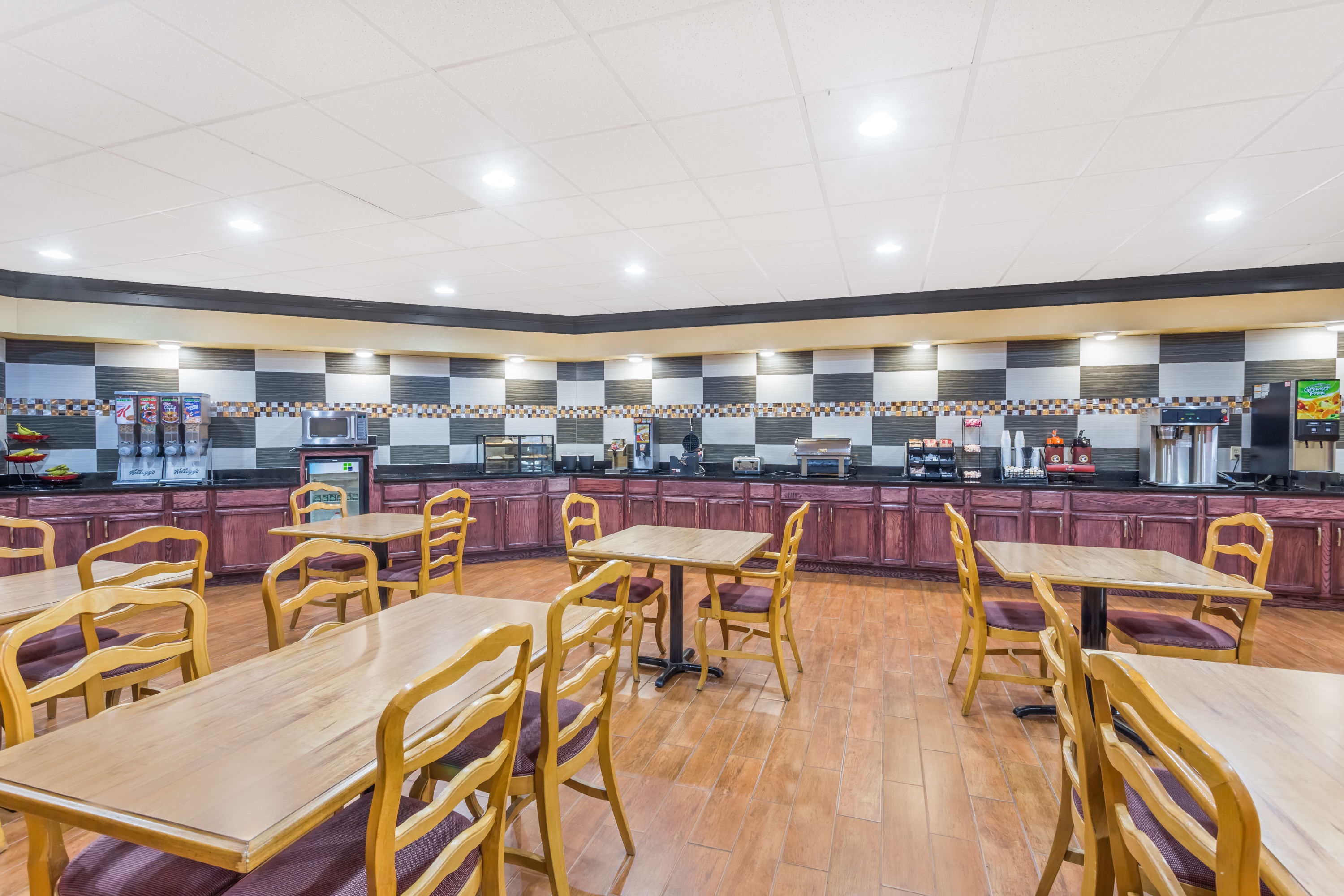 Free breakfast at Ramada by Wyndham Macon in Macon, Georgia