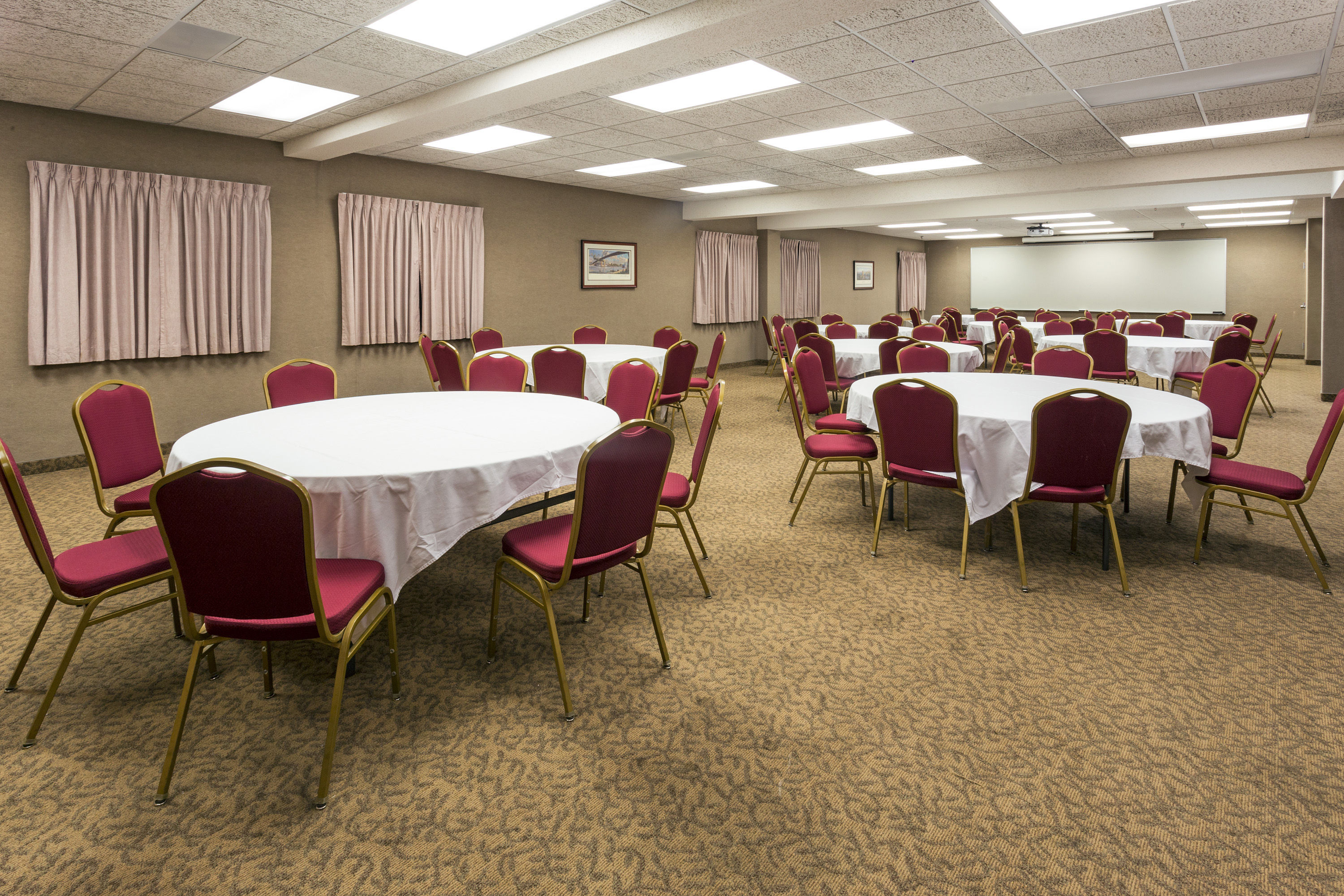 Meeting room at Ramada by Wyndham Bettendorf in Bettendorf, Iowa