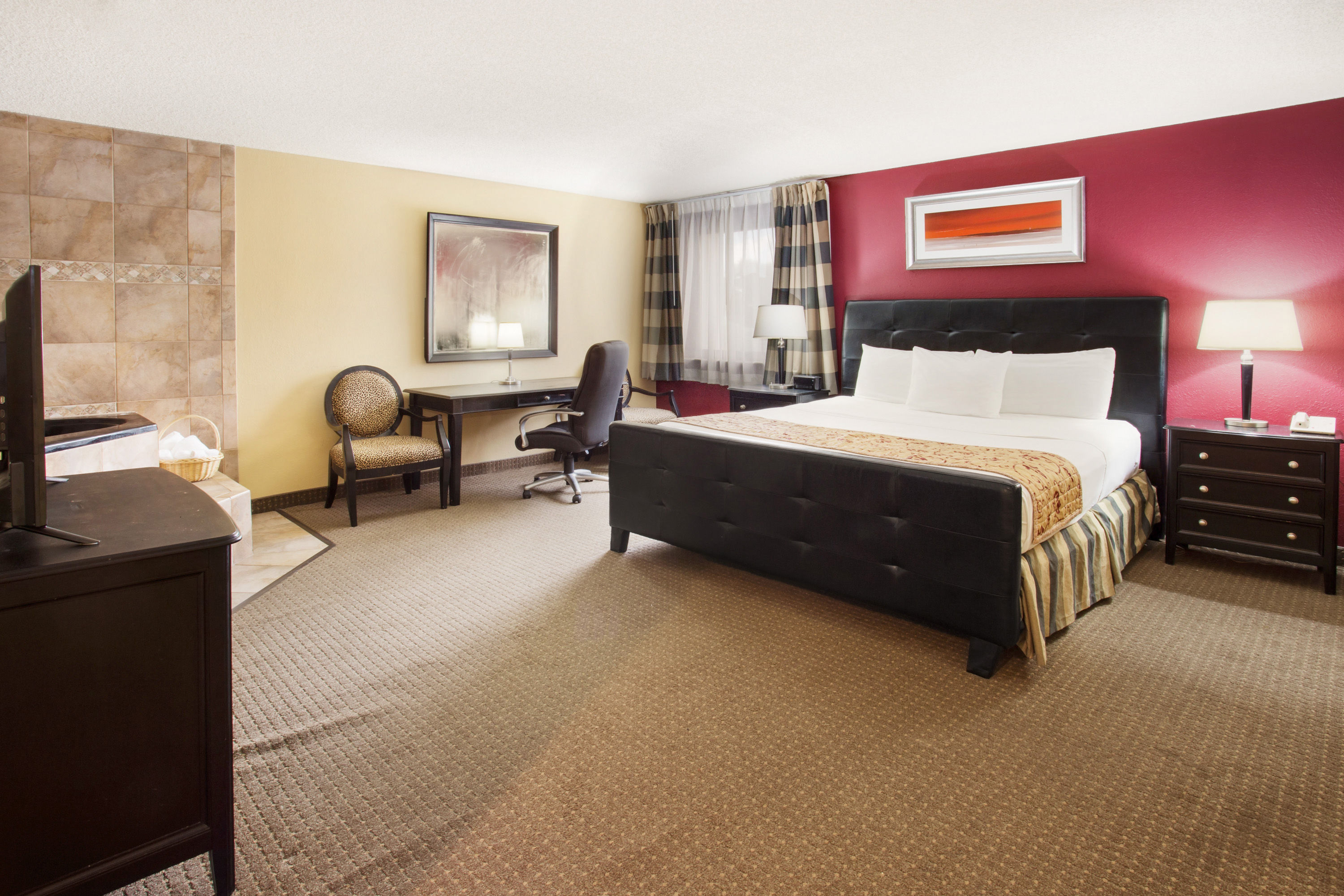 Ramada Wyndham Bettendorf Bettendorf  Hotels