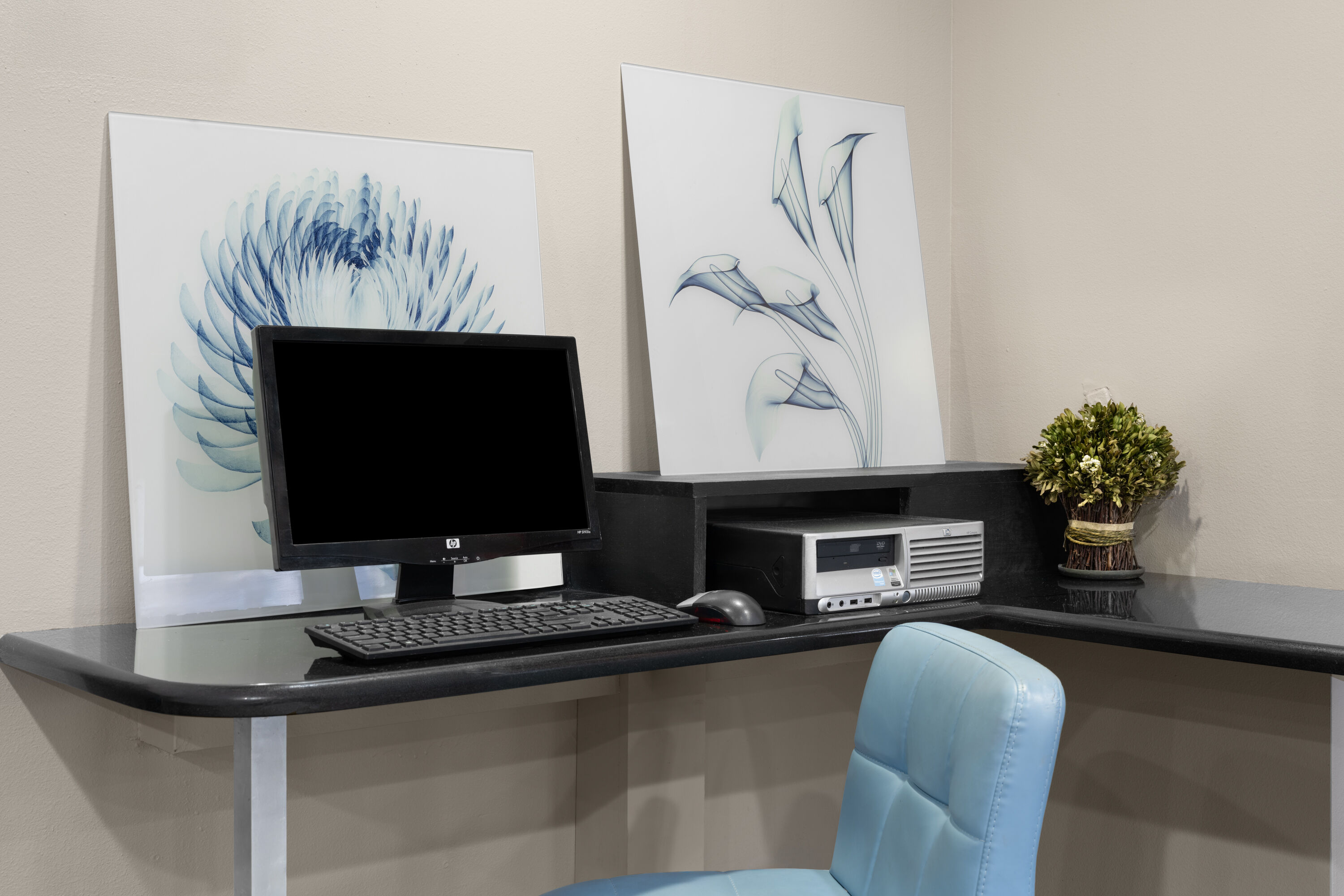 Ramada by Wyndham Cedar Rapids South business center in Cedar Rapids, Iowa