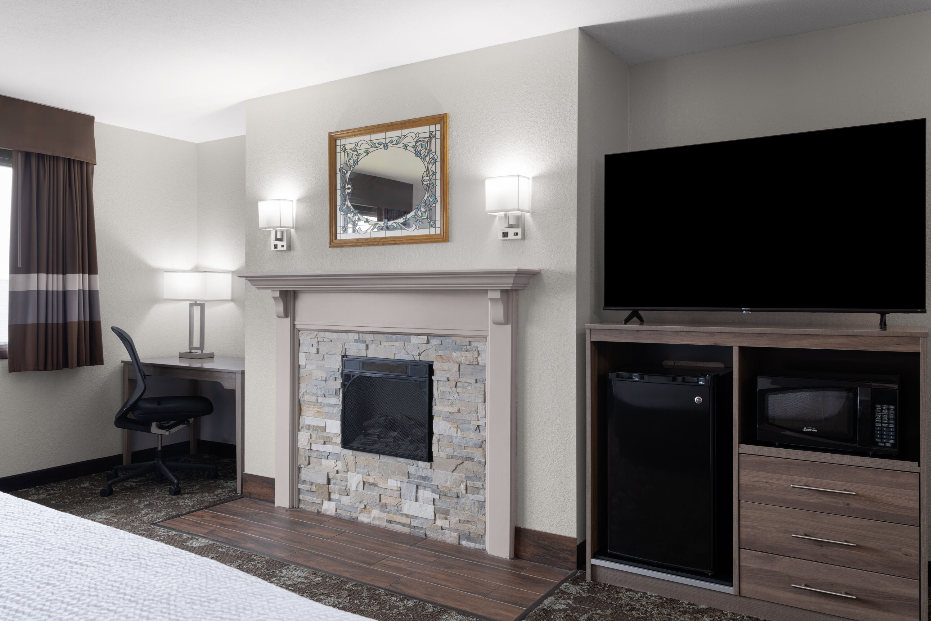 Guest room at the Ramada by Wyndham Cedar Rapids South in Cedar Rapids, Iowa