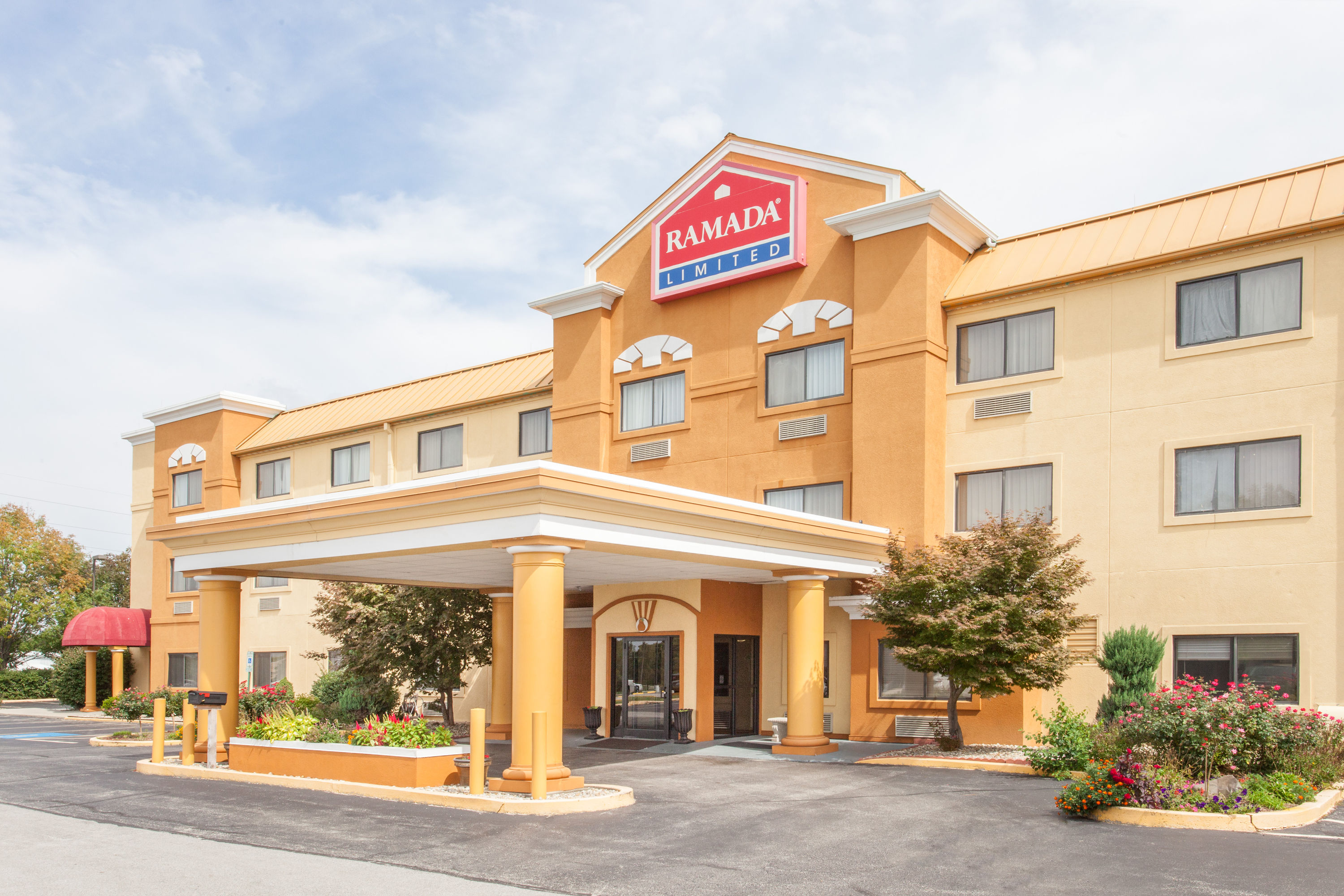 Ramada Limited Decatur Decatur, IL Hotels