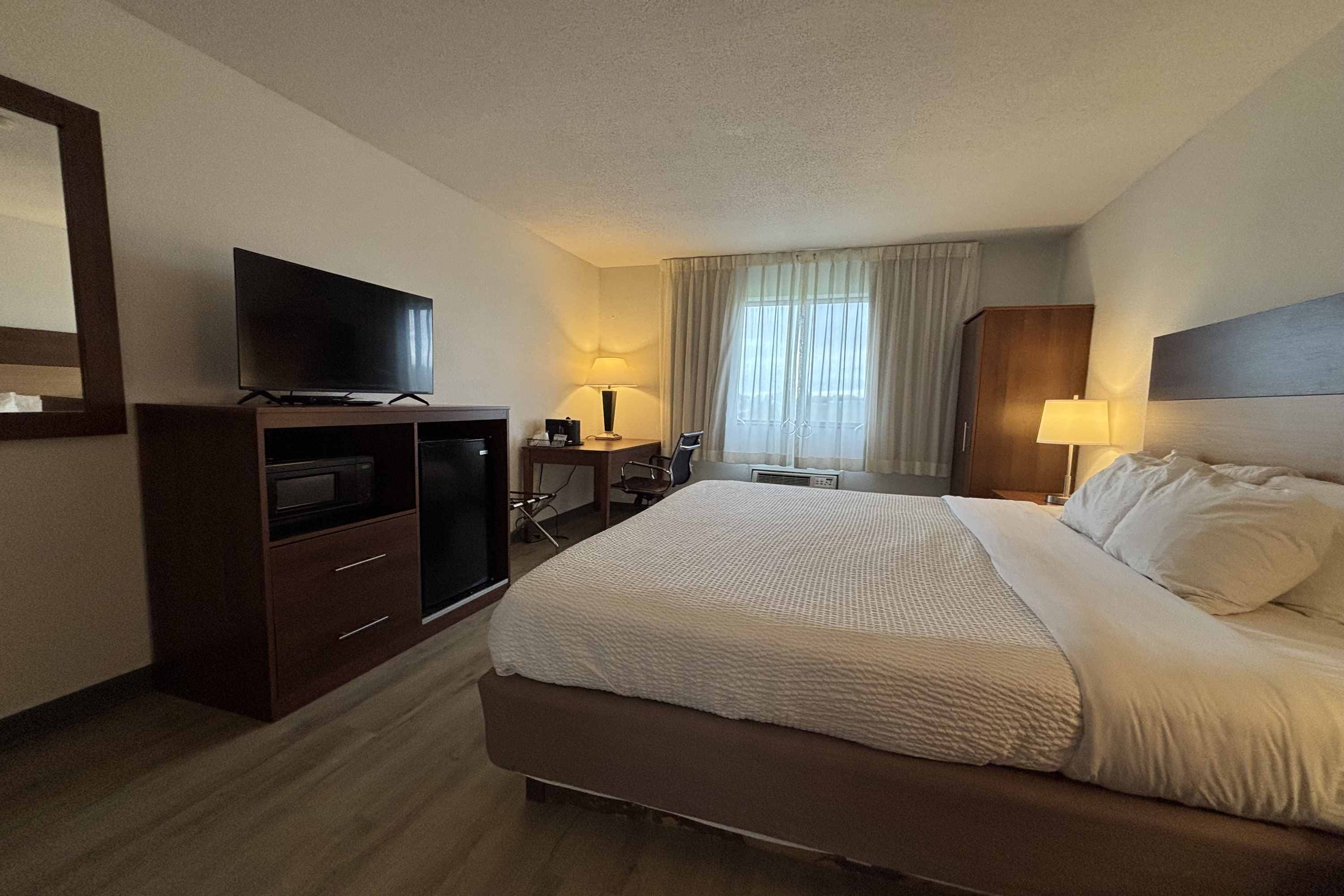 Guest room at the Ramada by Wyndham Effingham in Effingham, Illinois