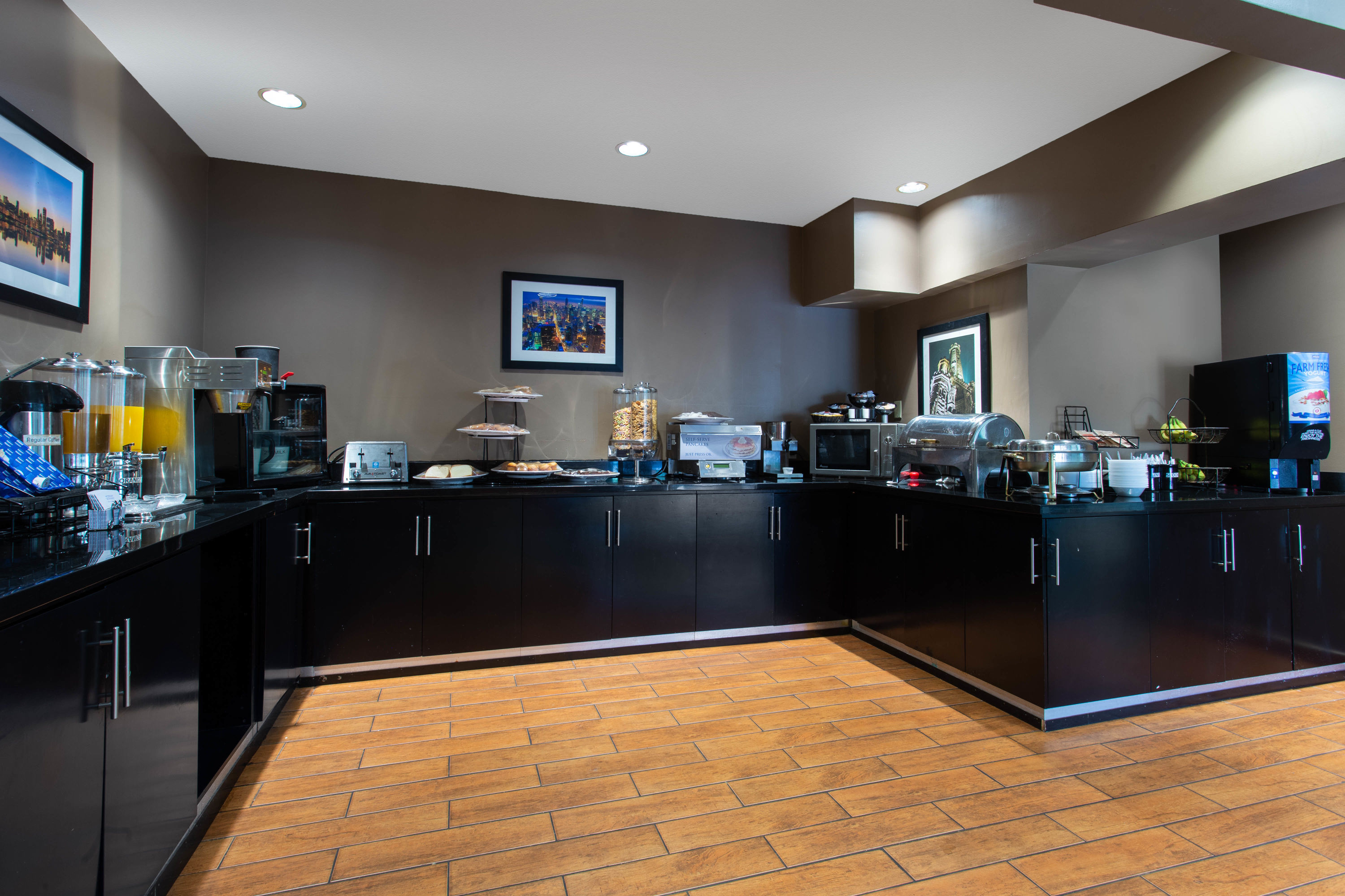 Free breakfast at Ramada by Wyndham Glendale Heights/Lombard in Glendale Heights, Illinois