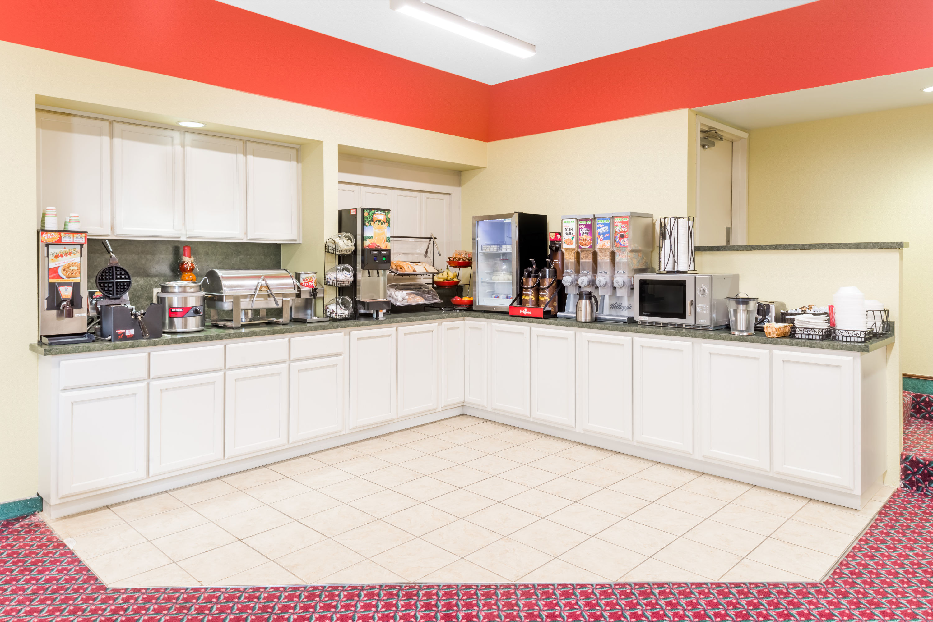 Free breakfast at Ramada by Wyndham Vandalia in Vandalia, Illinois