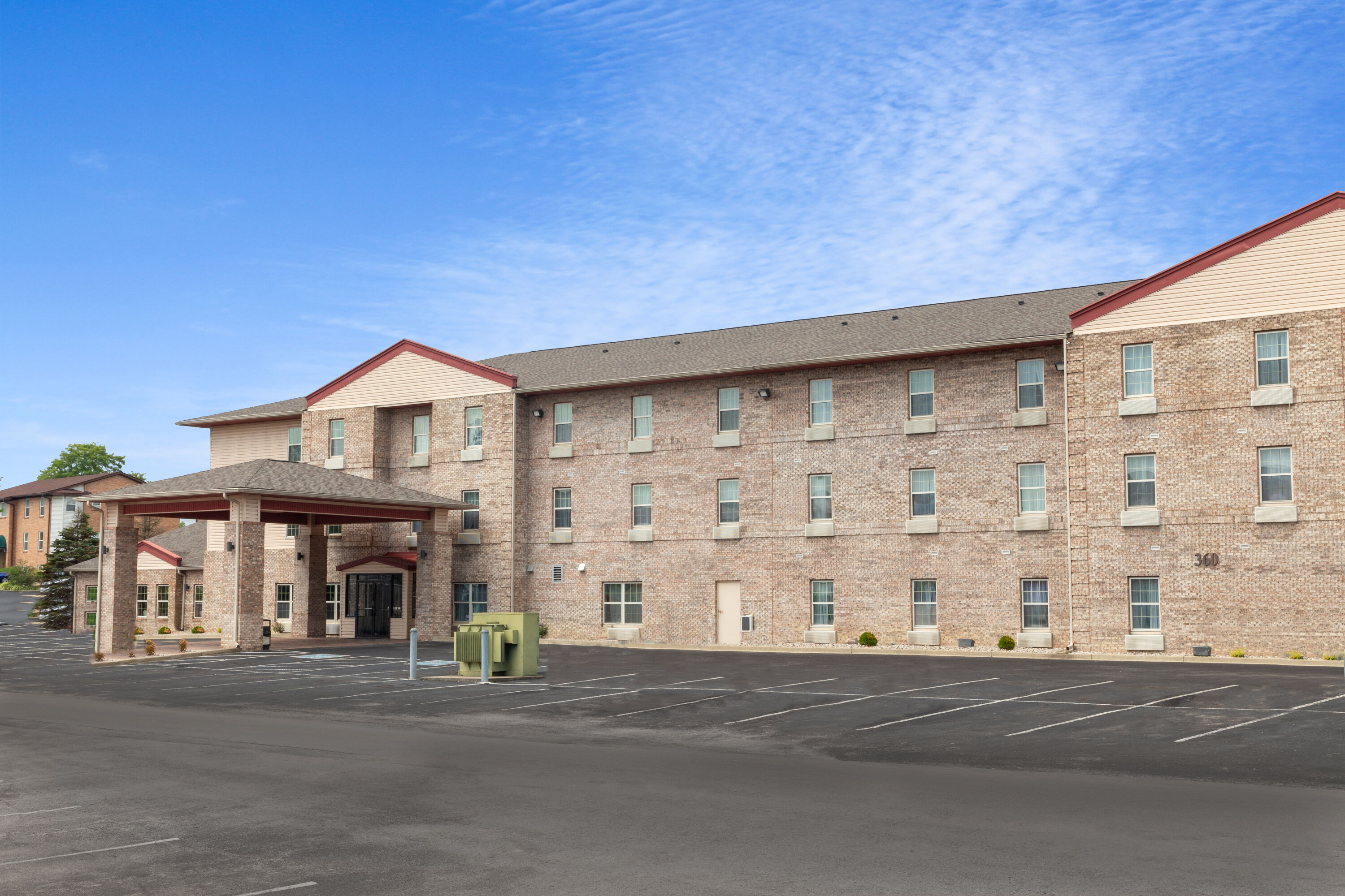 Exterior Day Image of Ramada by Wyndham Sellersburg/Louisville North hotel in Sellersburg, Indiana