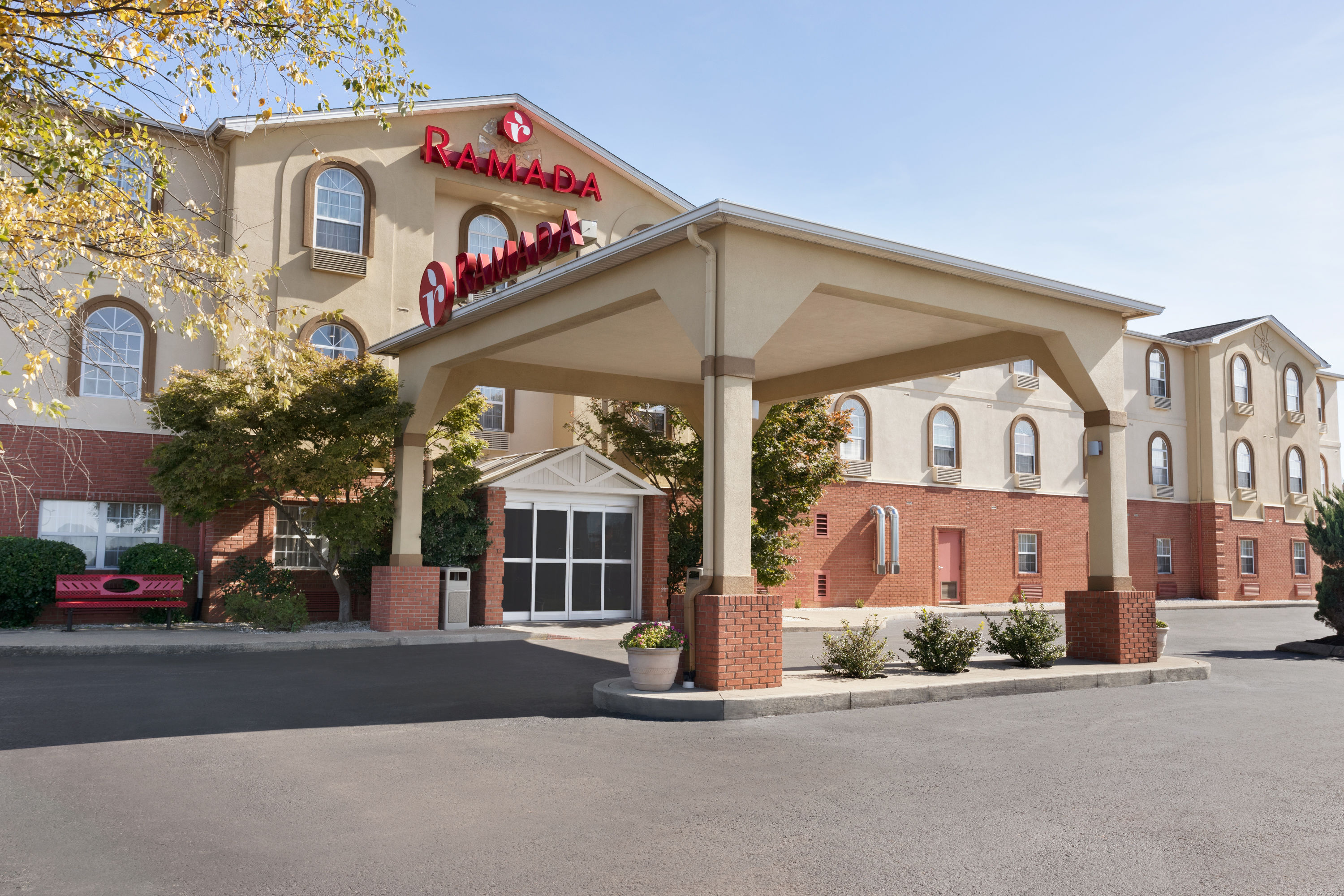 Ramada Wyndham Elizabethtown Elizabethtown  Hotels