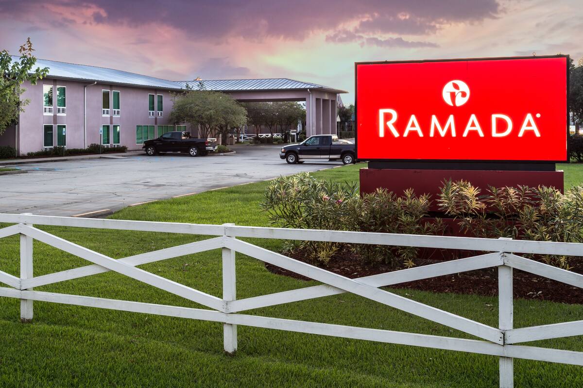 Ramada By Wyndham Luling Hotels La 70070 Exterior Of Ramada By Wyndham Luling Hotel In Louisiana