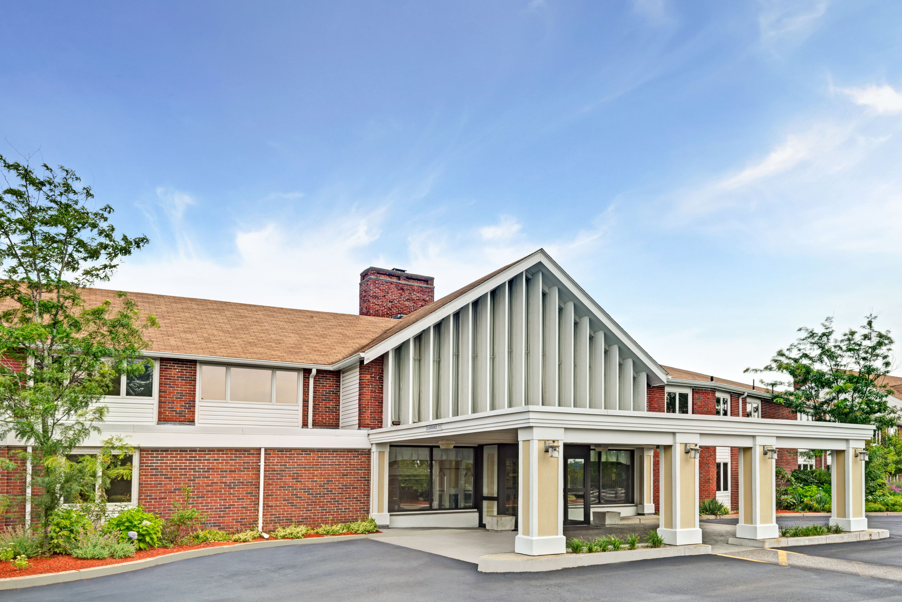 Exterior of Ramada by Wyndham Seekonk Providence Area hotel in Seekonk, Massachusetts
