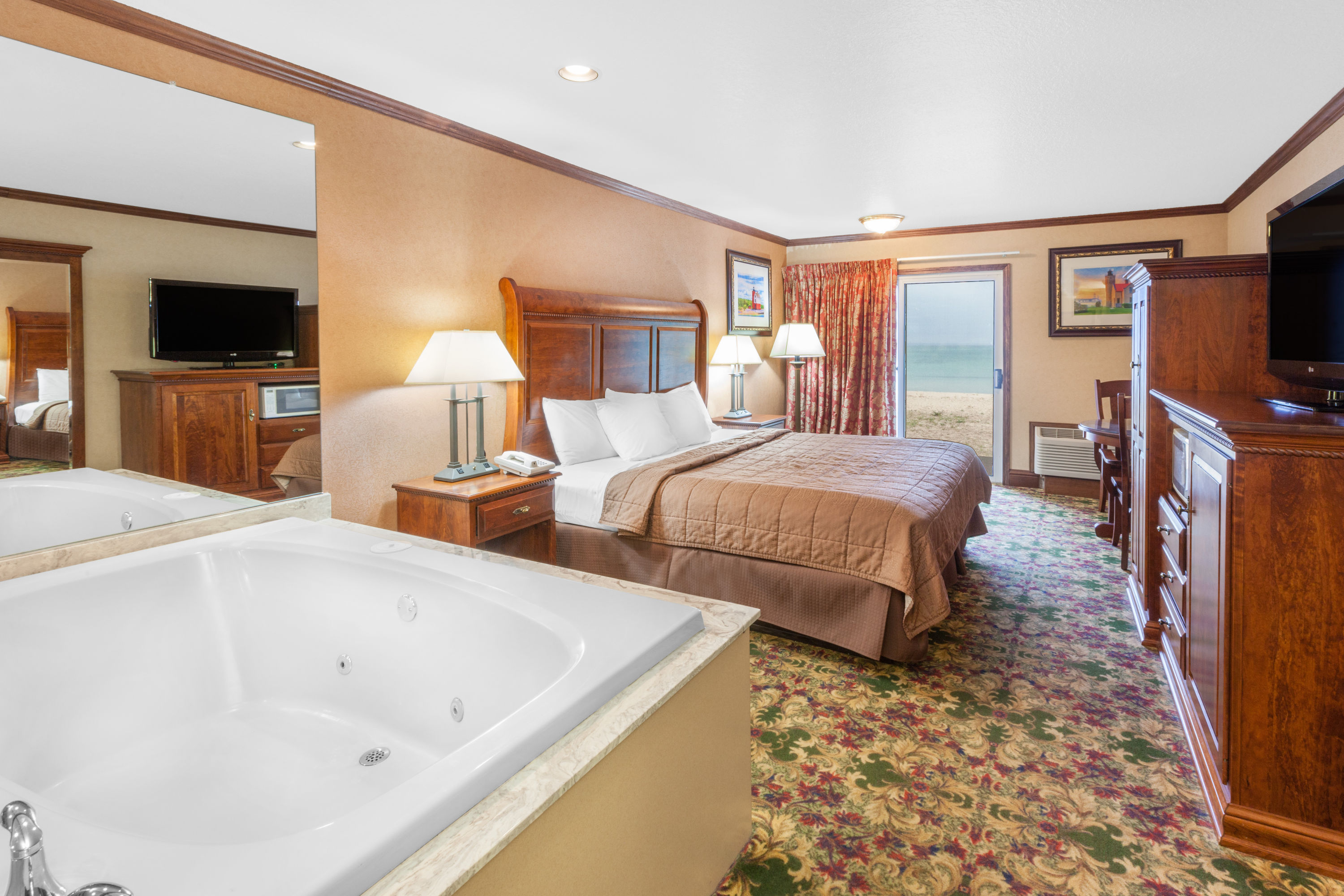 Ramada By Wyndham Mackinaw City Waterfront Mackinaw City