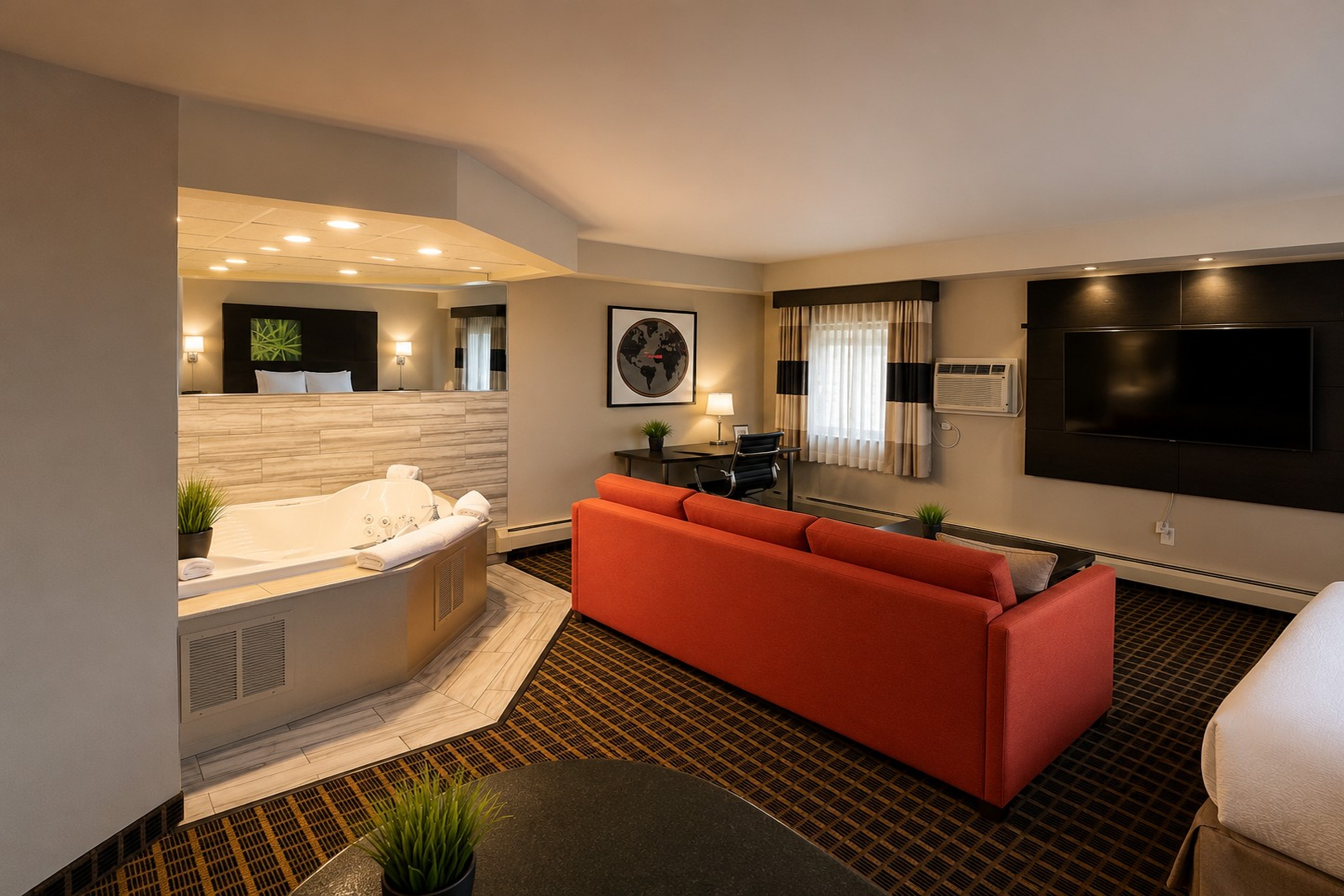 Ramada by Wyndham Minneapolis Golden Valley suite in Golden Valley, Minnesota