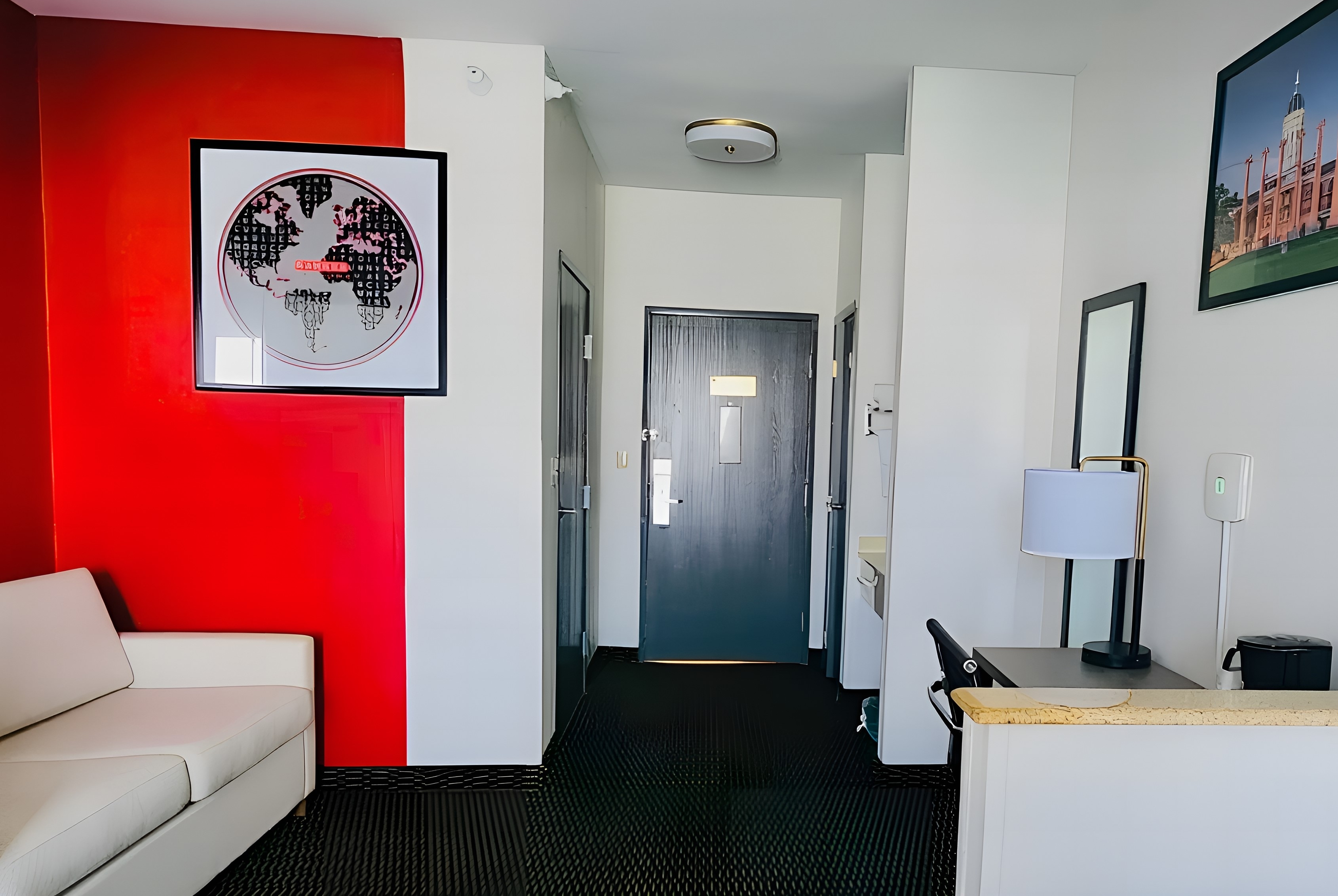 Guest room at the Ramada by Wyndham Columbia in Columbia, Missouri