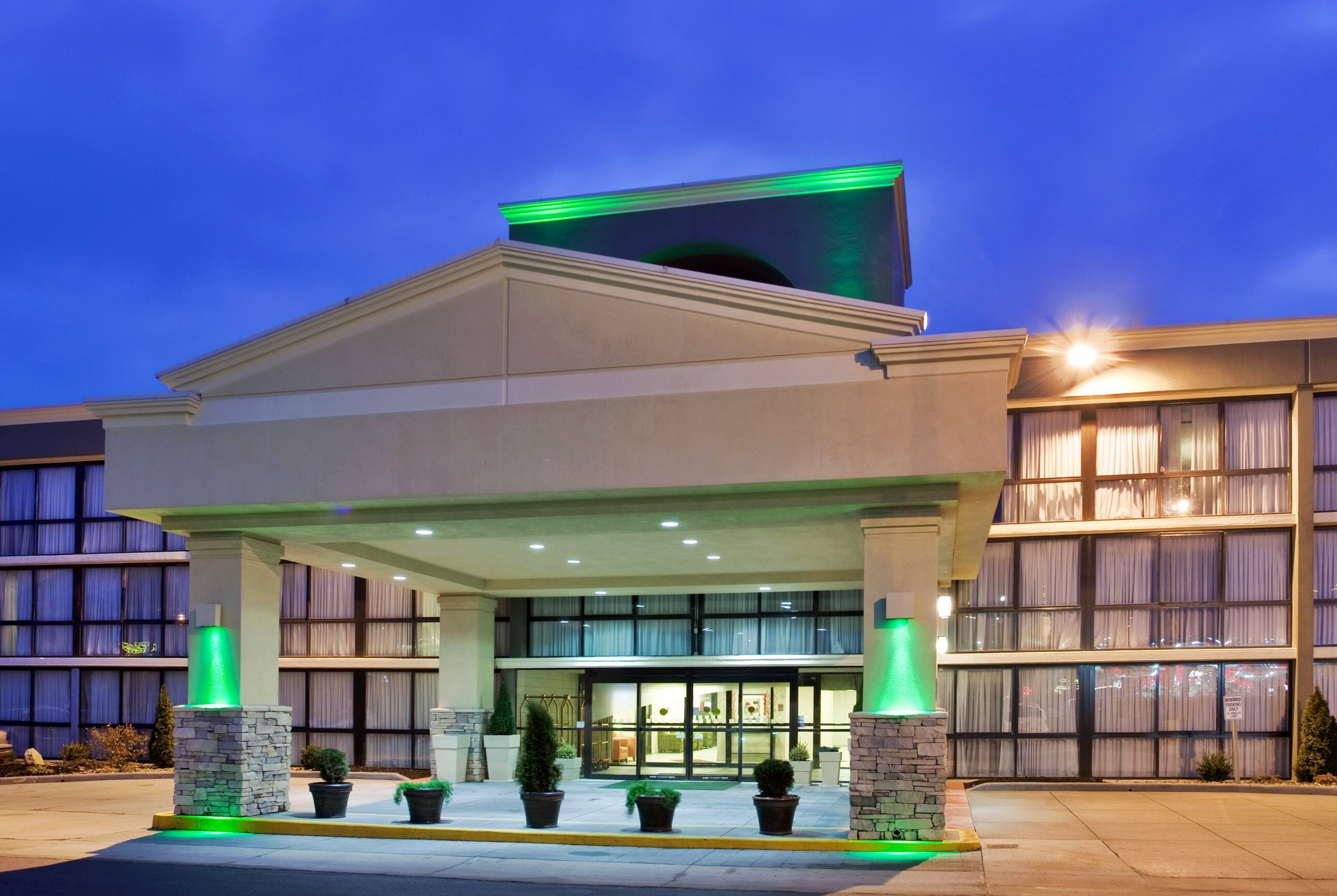 Ramada Kansas City Ramada Kansas City