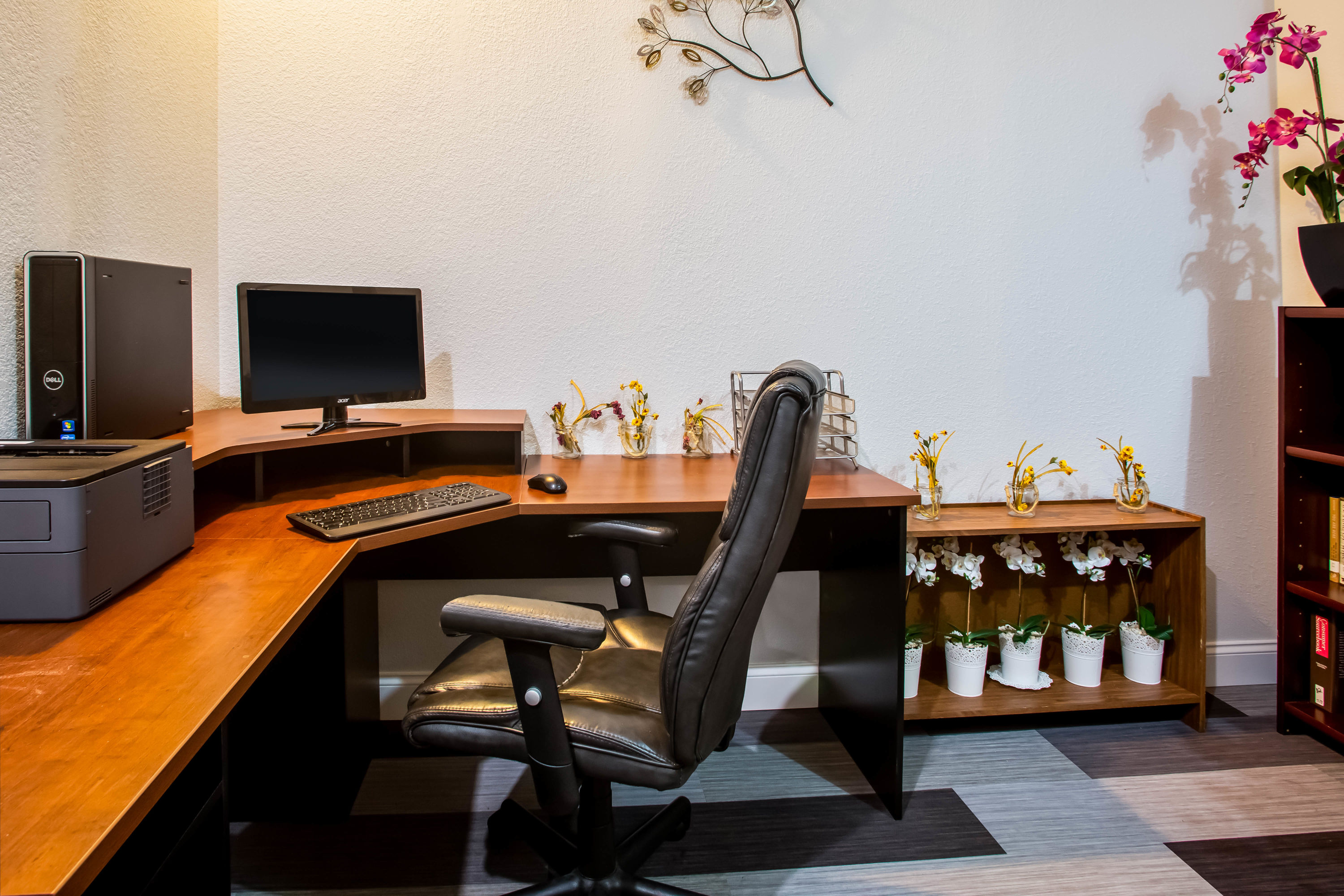 Ramada by Wyndham Statesville business center in Statesville, North Carolina