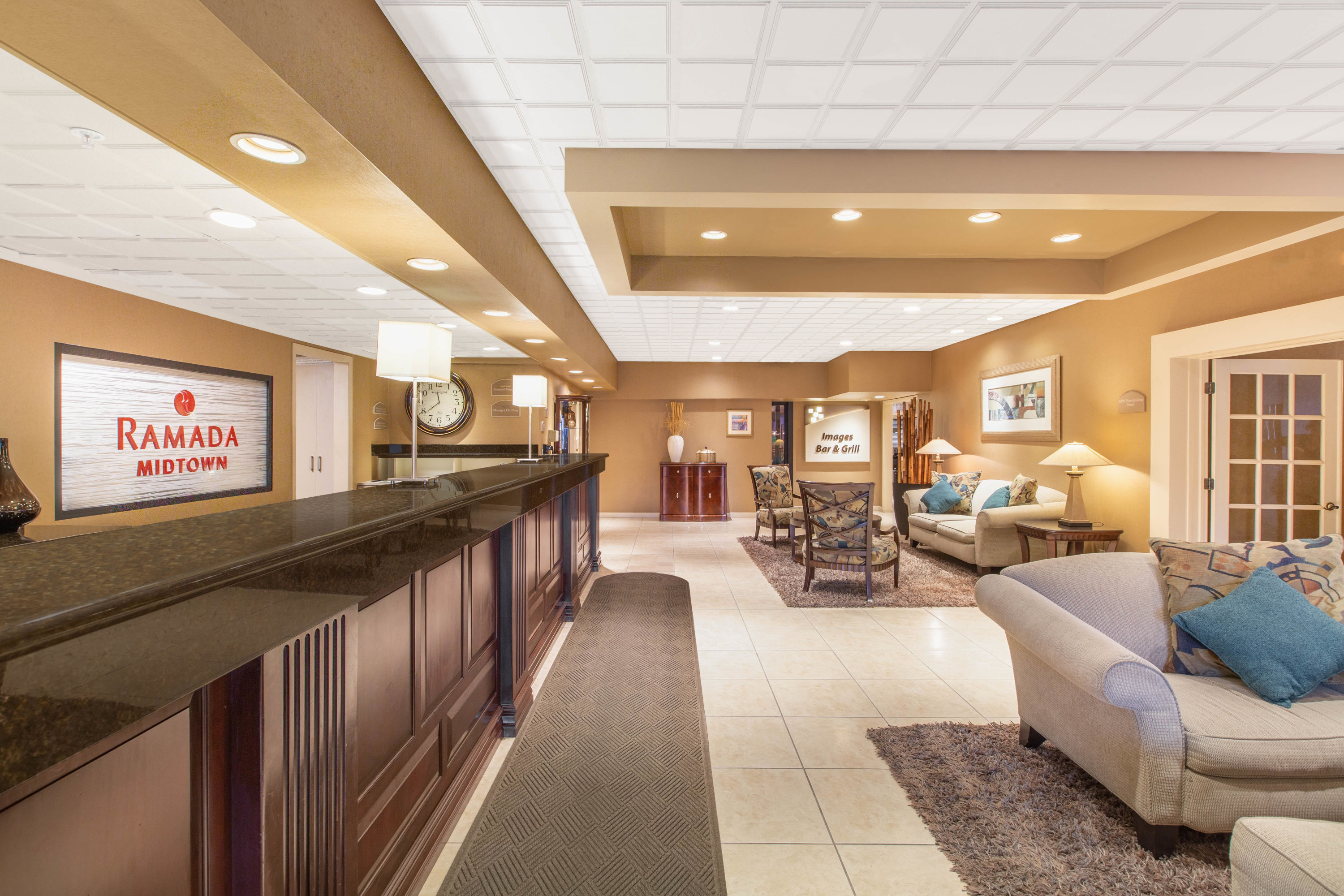 Ramada By Wyndham Midtown Grand Island Grand Island Ne Hotels