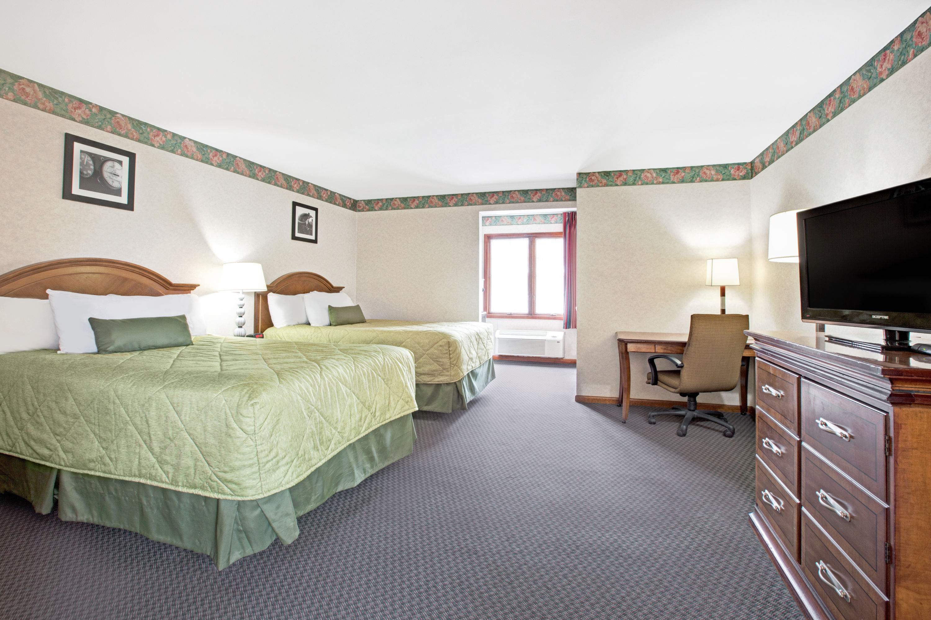 Ramada By Wyndham Flemington Flemington Nj Hotels