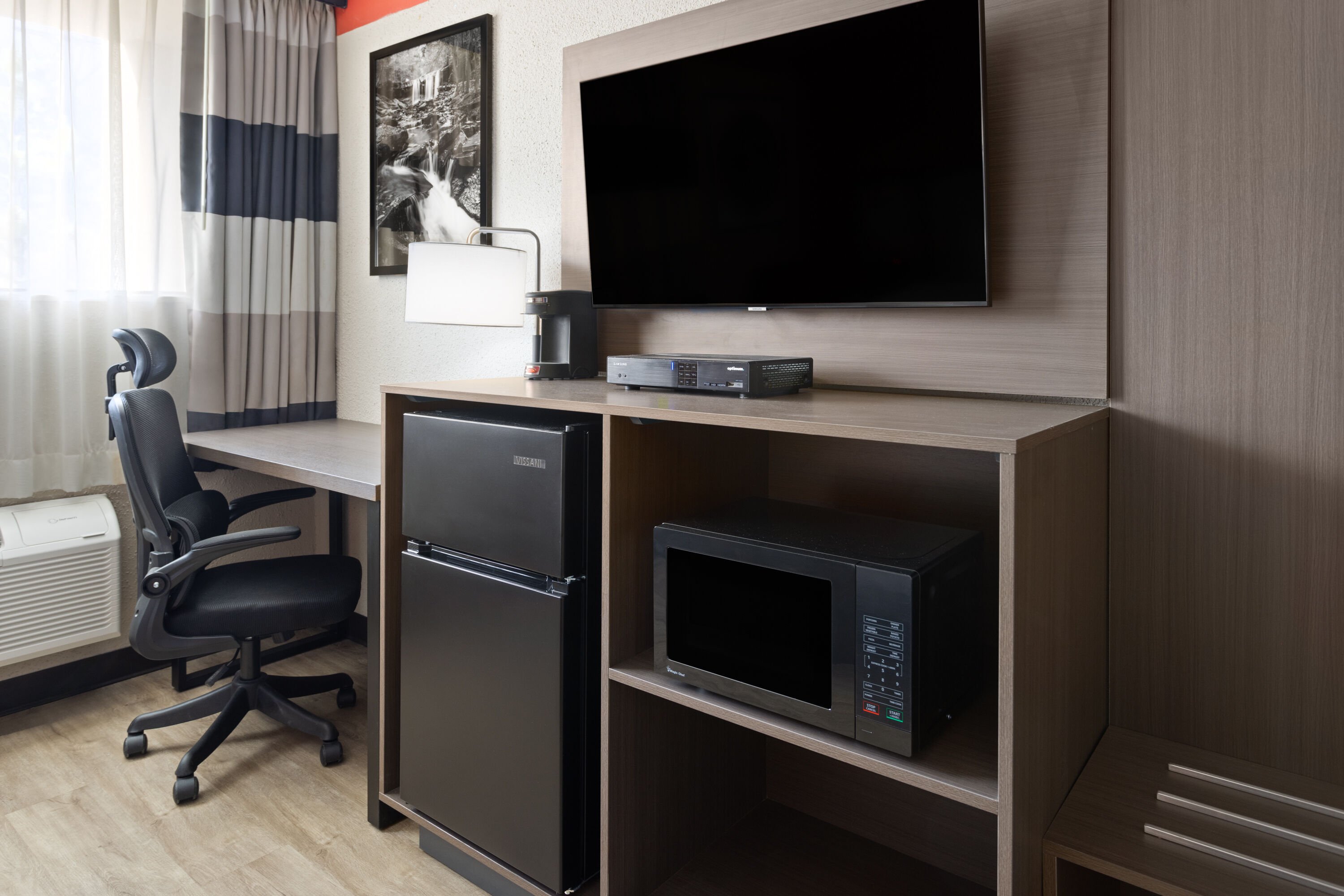 Guest room at the Ramada by Wyndham Parsippany in Parsippany, New Jersey