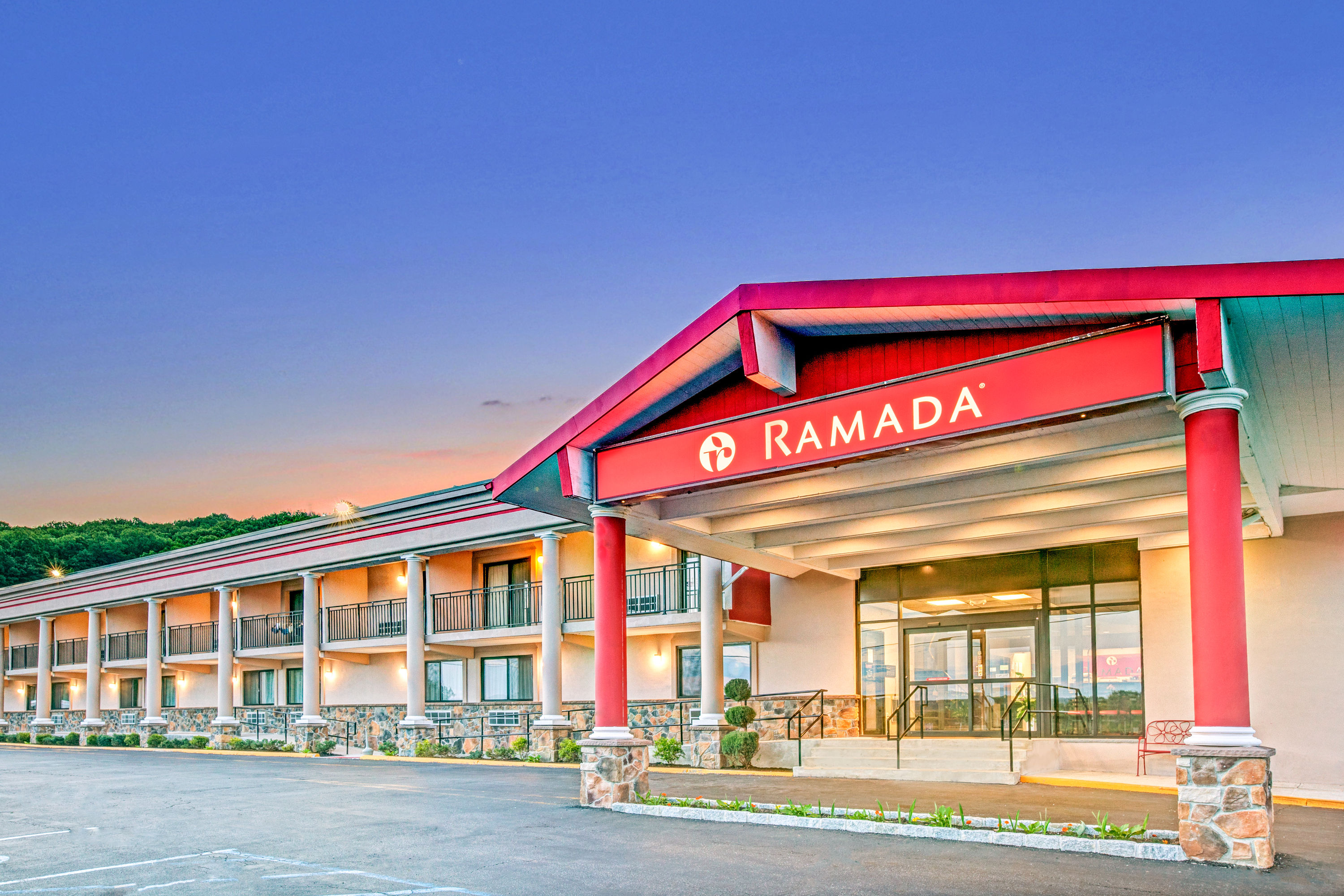 Ramada By Wyndham Rockaway Rockaway Nj Hotels
