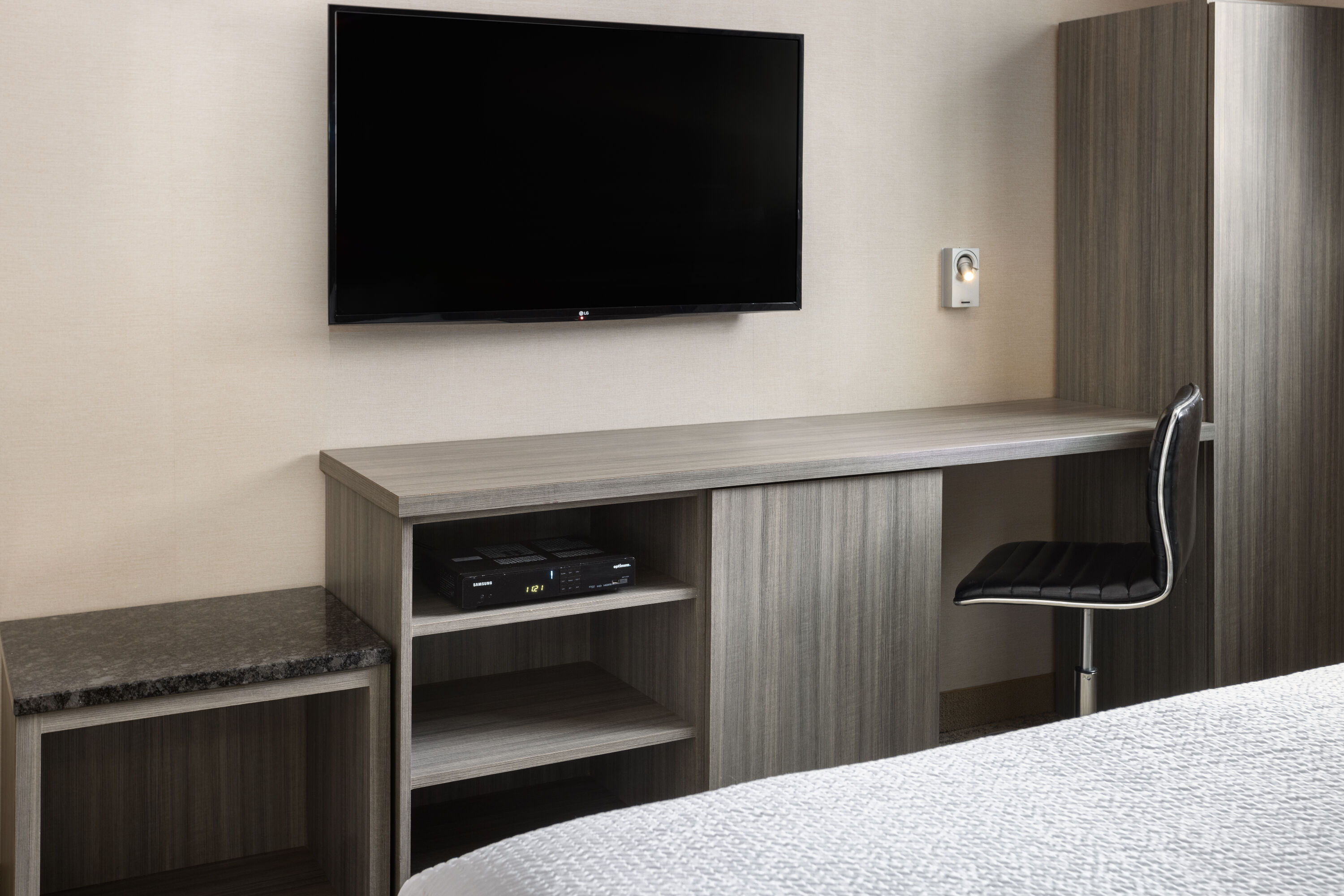 Guest room at the Ramada by Wyndham Bronx in Bronx, New York