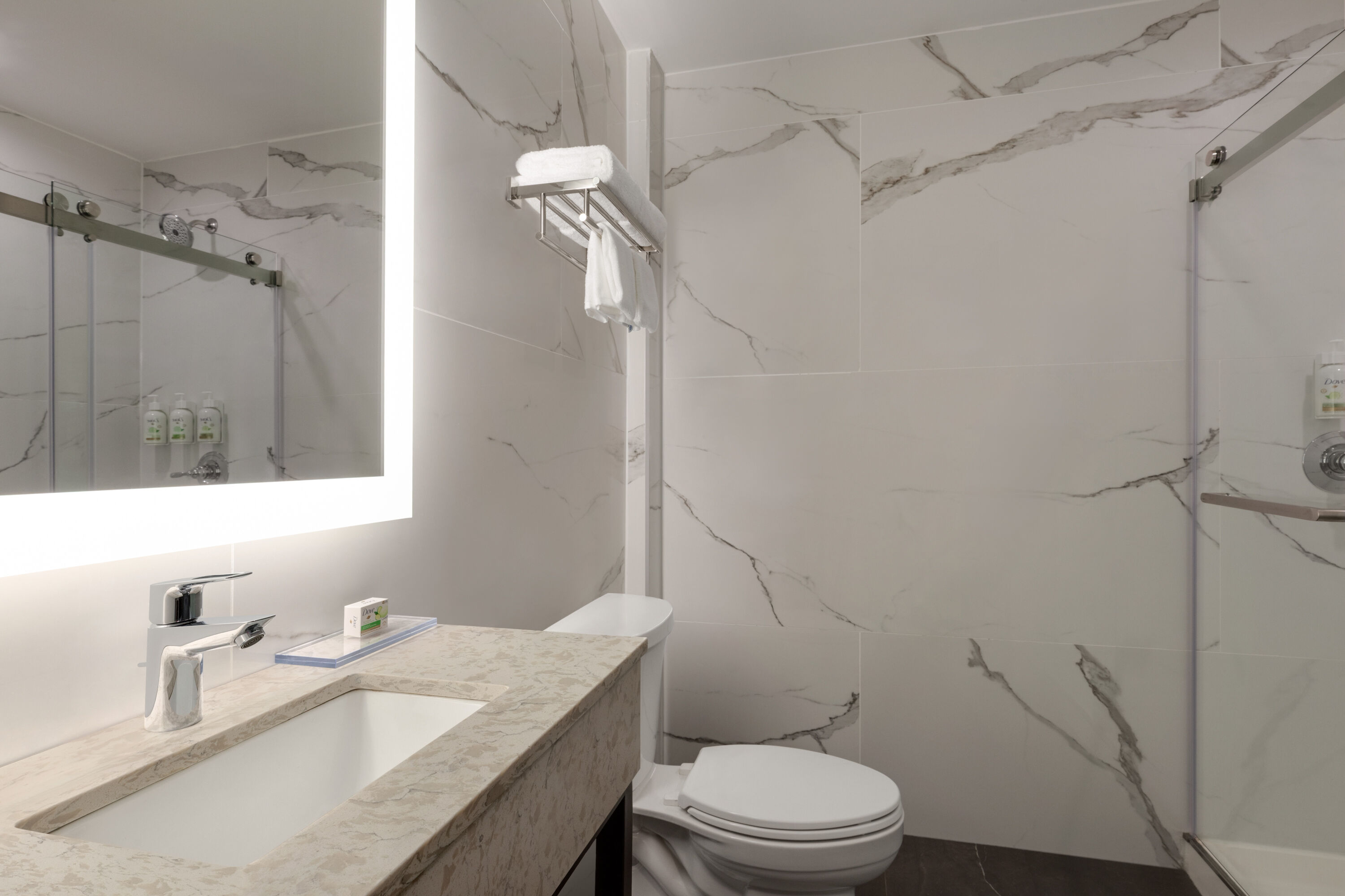 Guest room bath at the Ramada by Wyndham Brooklyn Empire Blvd in Brooklyn, New York