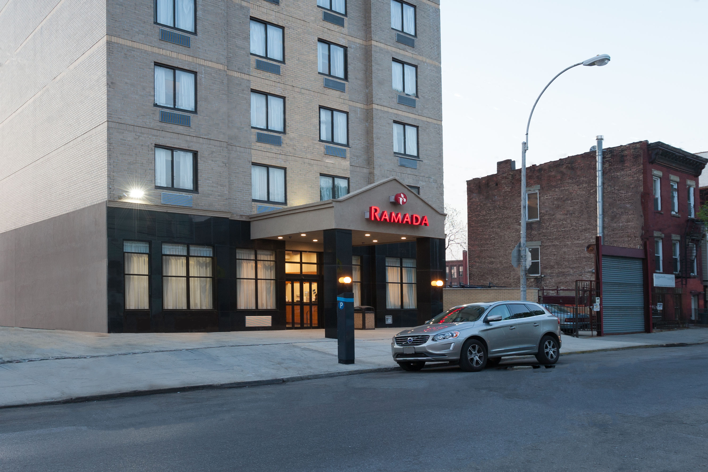 Ramada by Wyndham Long Island City Long Island City, NY Hotels