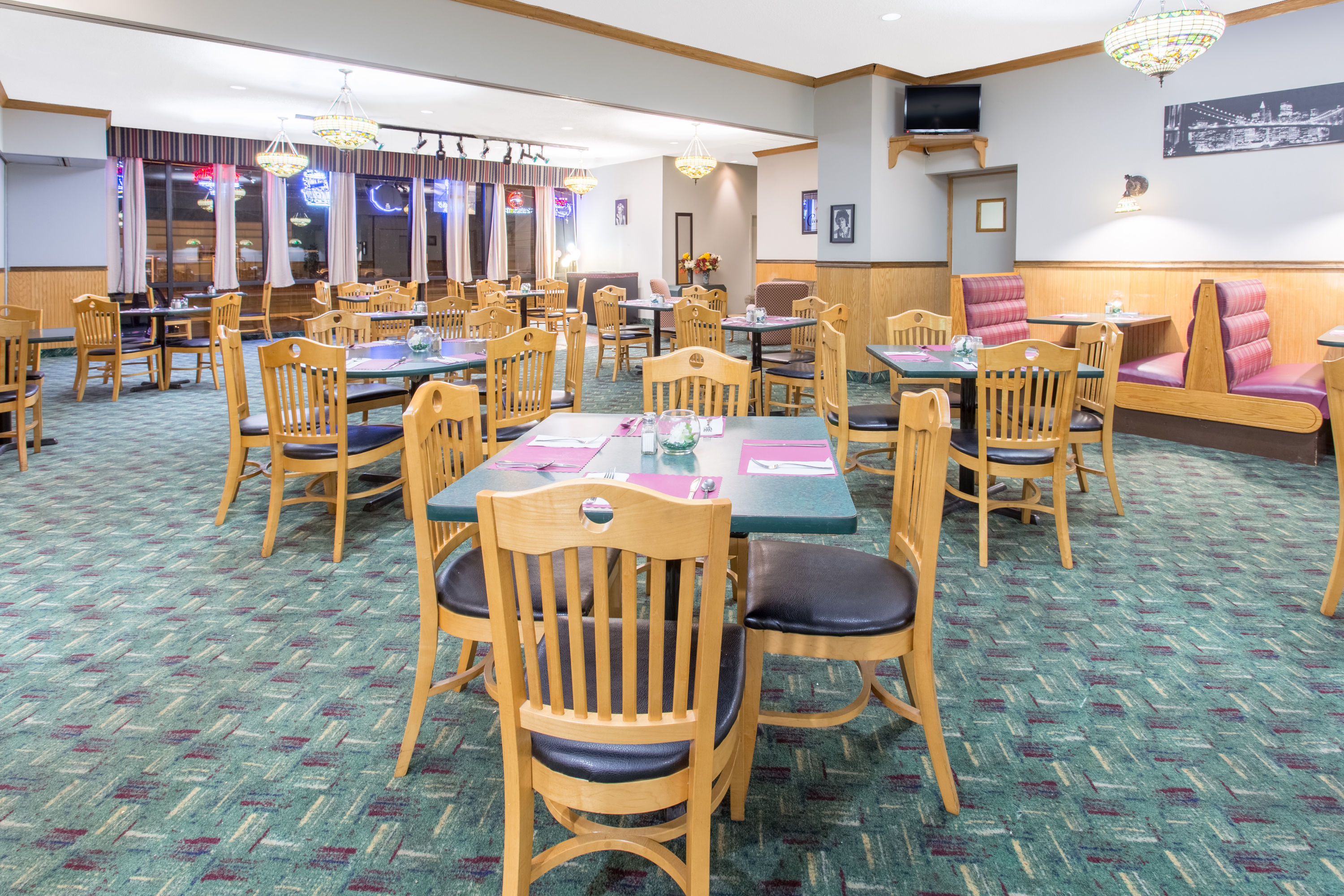 Ramada by Wyndham Painted Post Corning Painted Post, NY Hotels