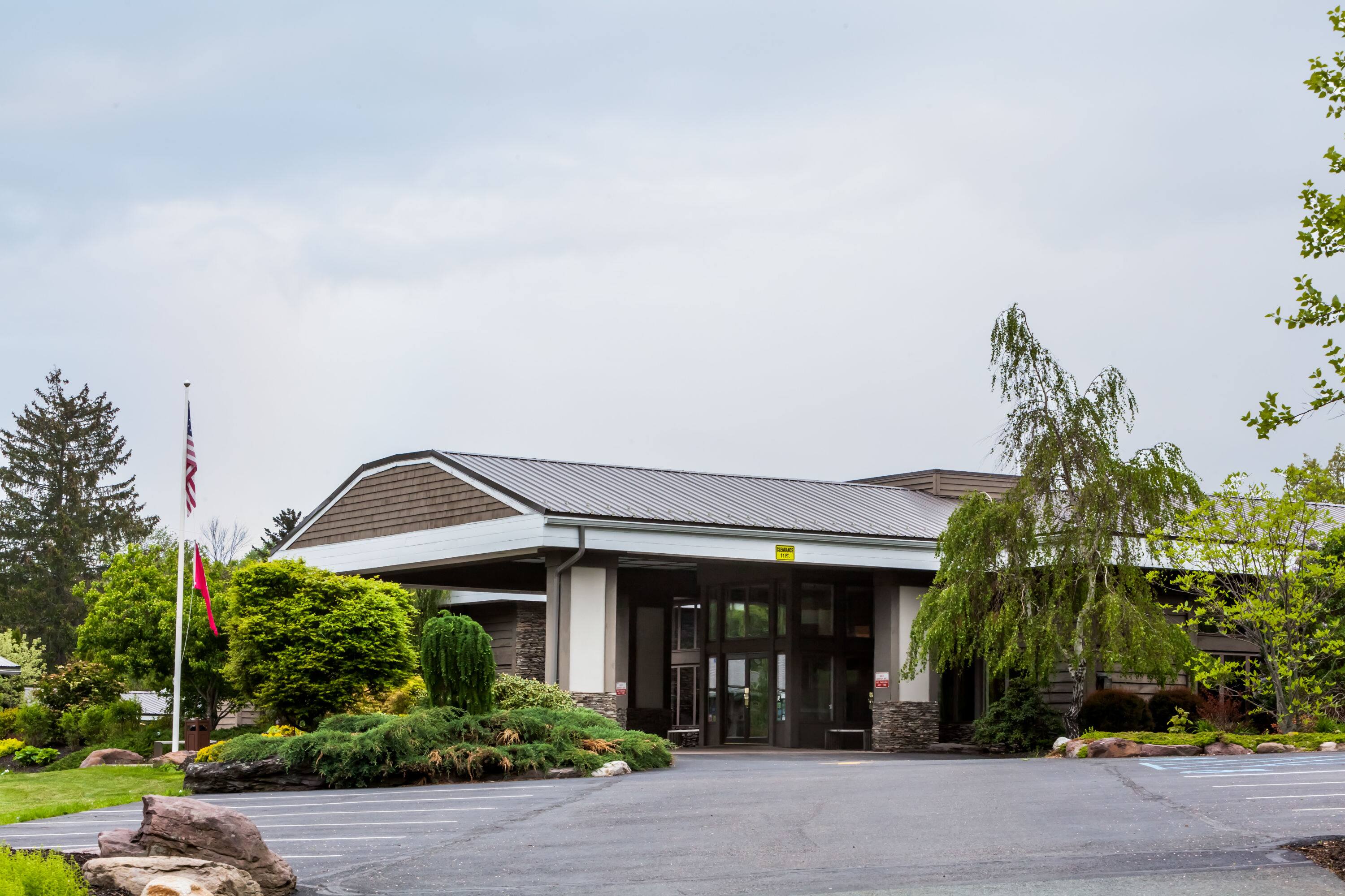 Ramada By Wyndham Rock Hill At Sullivan Center Ny Hotels