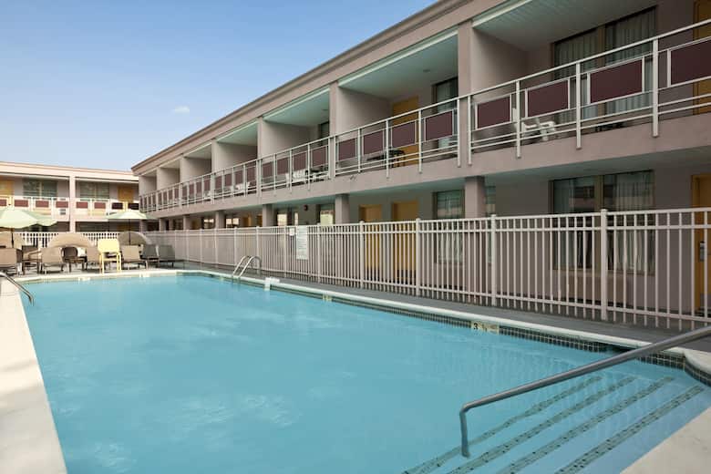 Ramada Rockville Centre | Rockville Centre Hotels, NY 11570 Ramada Rockville Centre | Rockville Centre Hotels, NY 11570