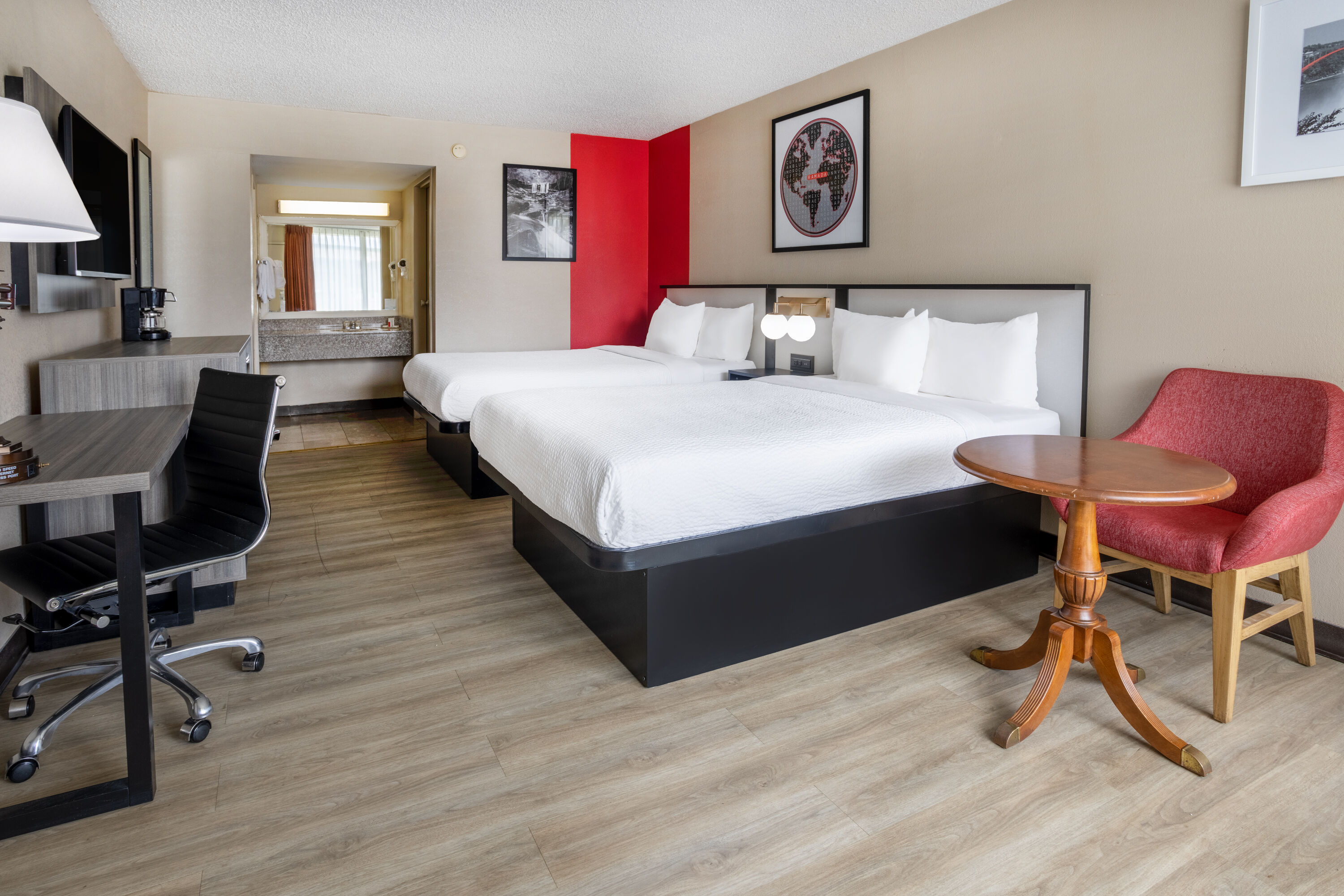 Ramada by Wyndham Rome/Verona suite in Rome, New York