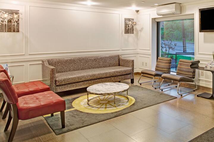 ramada by wyndham staten island staten island hotels ny 10314
