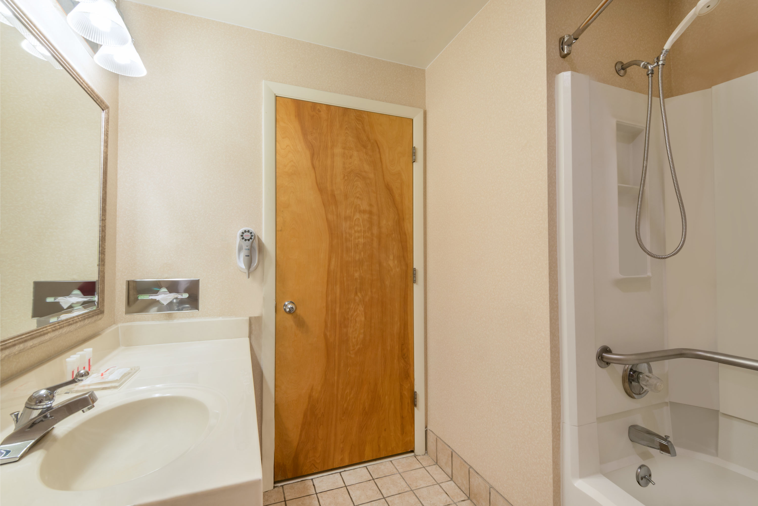 Ramada by Wyndham Columbus North Columbus OH Hotels