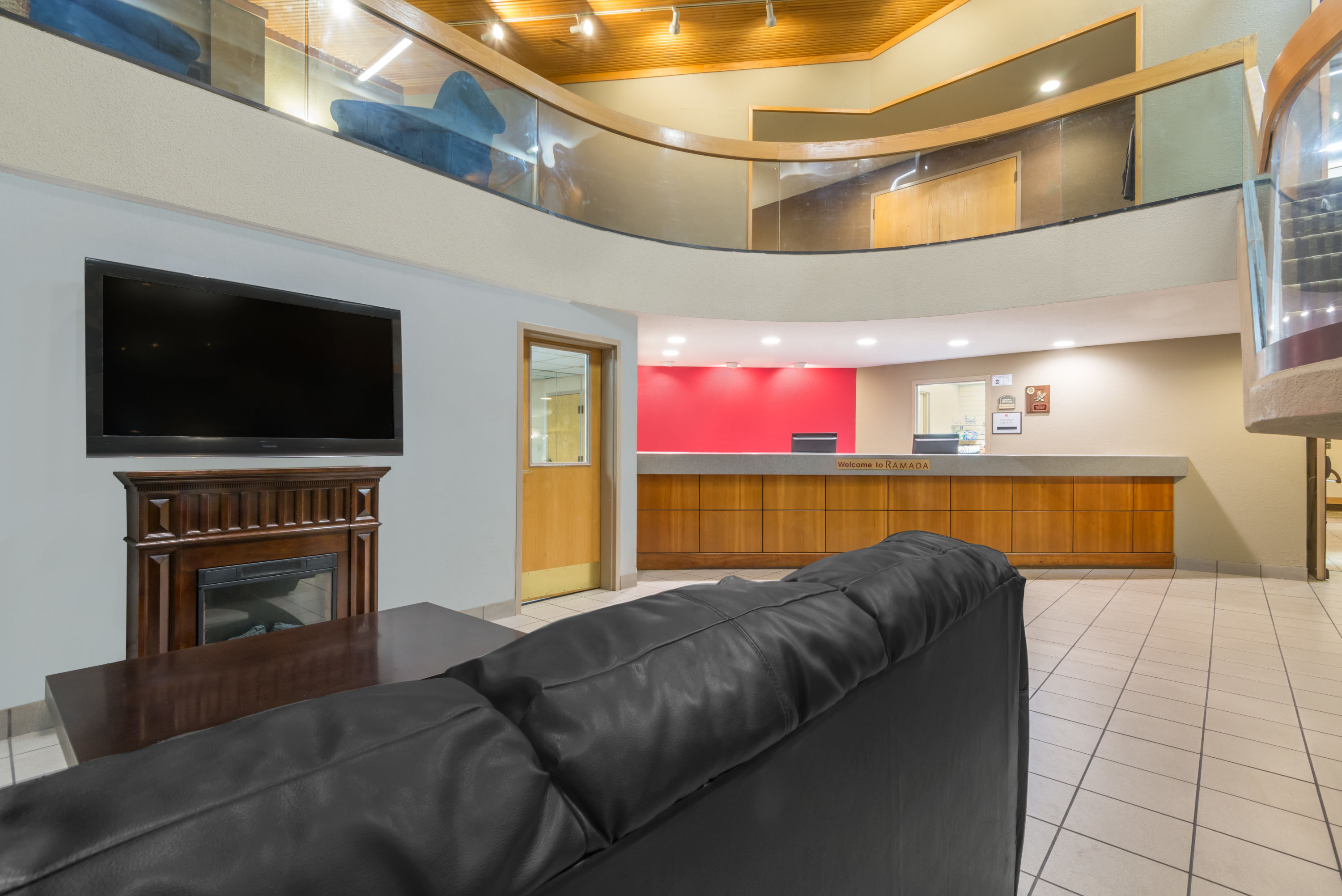 Ramada By Wyndham Columbus North Columbus Oh Hotels