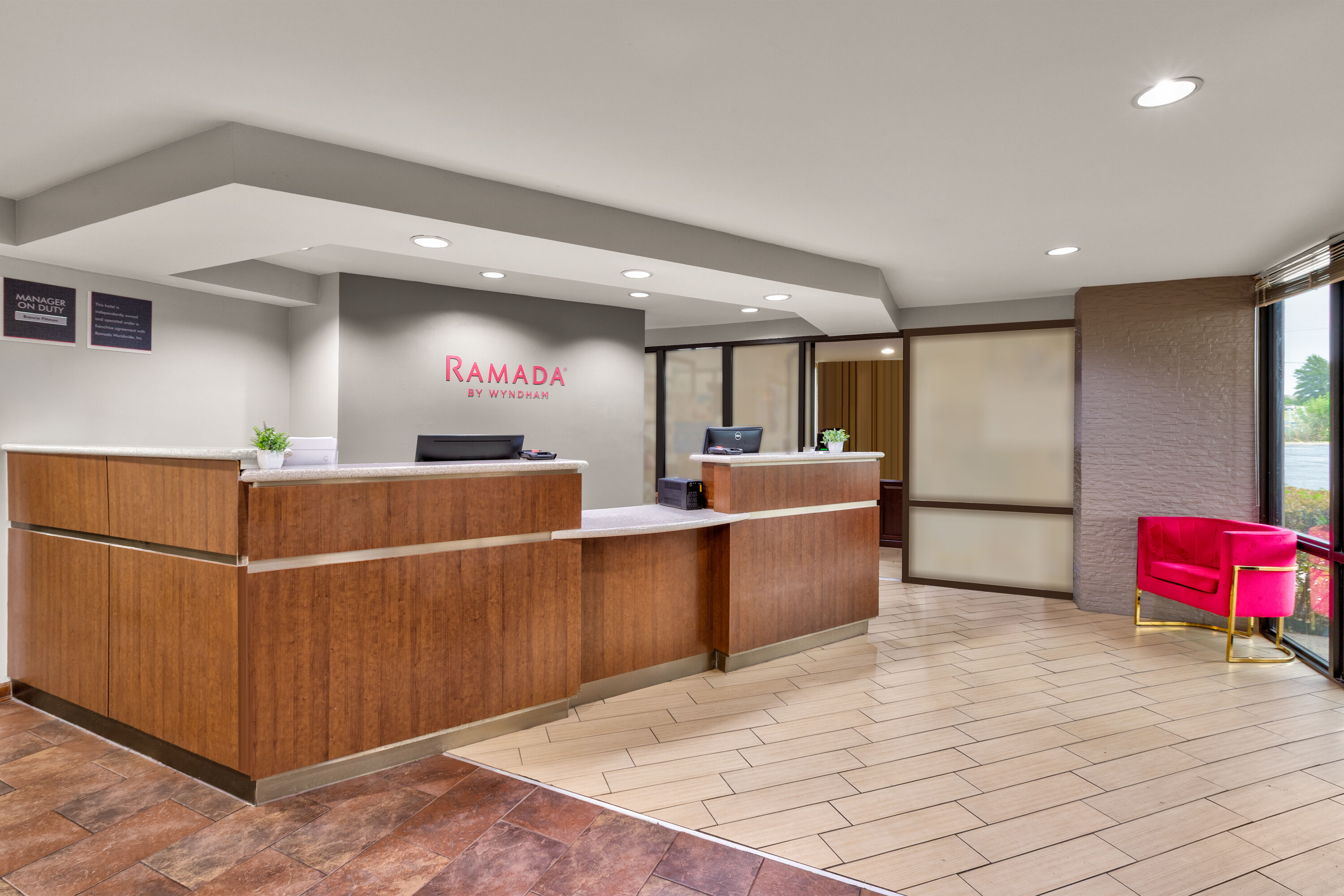 Ramada by Wyndham Tulsa/Broken Arrow reception in Broken Arrow, Oklahoma