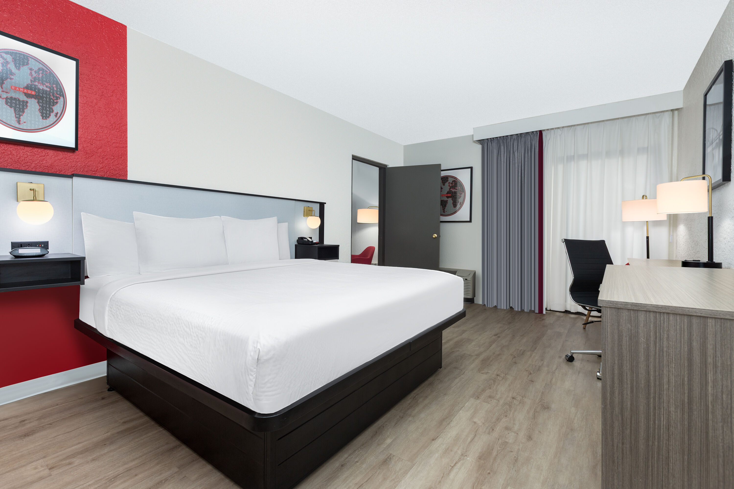 Ramada by Wyndham Tulsa/Broken Arrow suite in Broken Arrow, Oklahoma