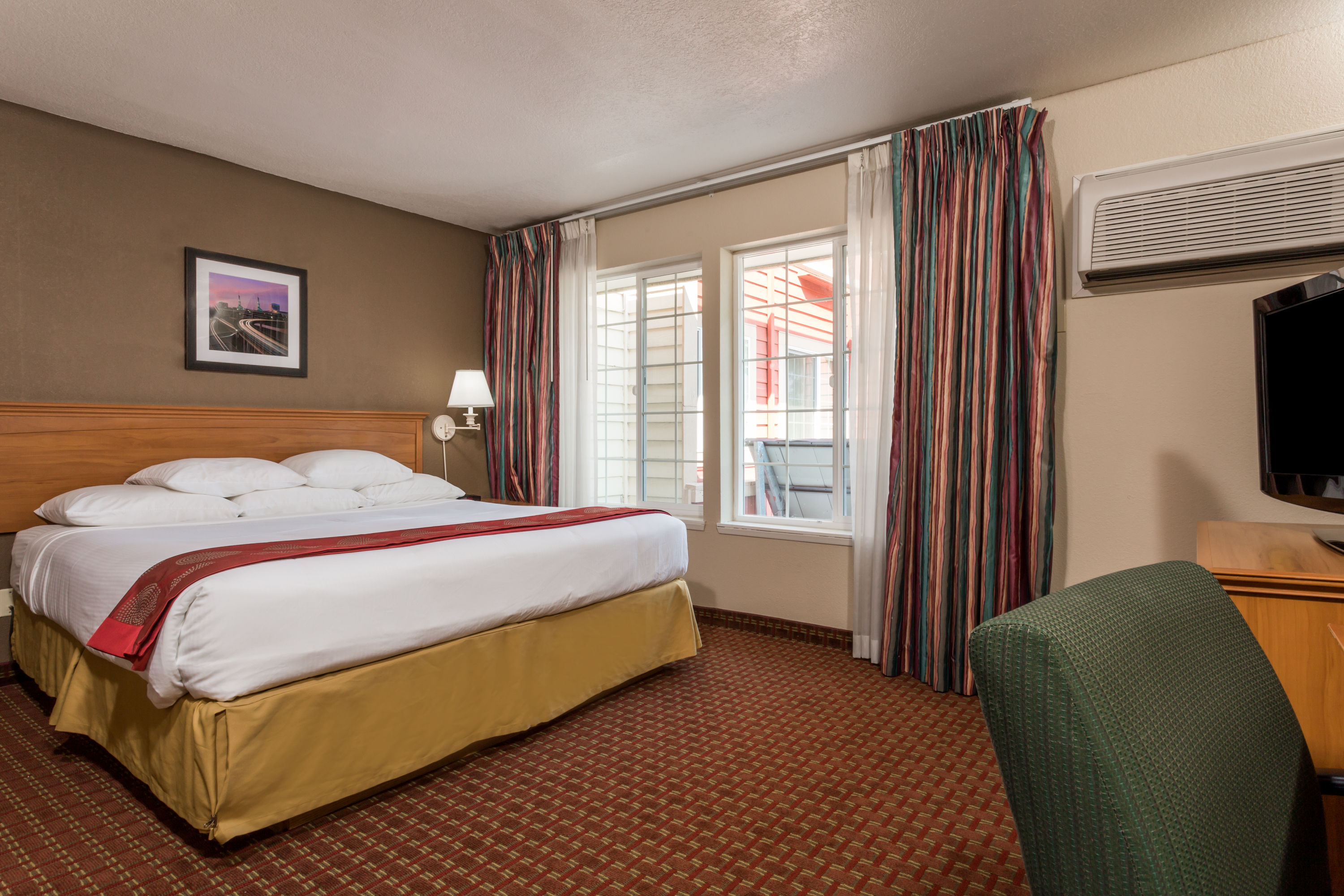 Guest room at the Ramada by Wyndham Portland in Portland, Oregon