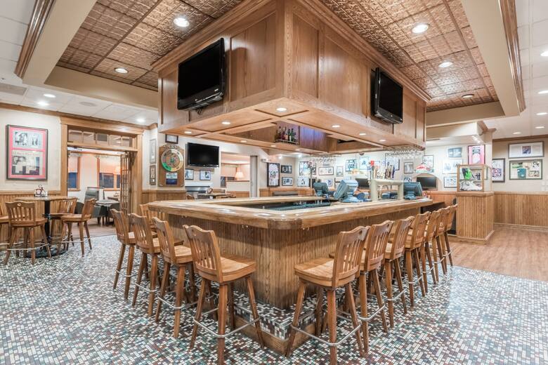 Bar at Ramada State College Hotel & Conference Center in State College, Pennsylvania