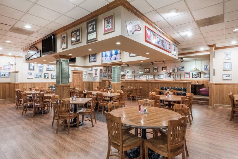 Ramada State College Hotel & Conference Center restaurant in State College, Pennsylvania