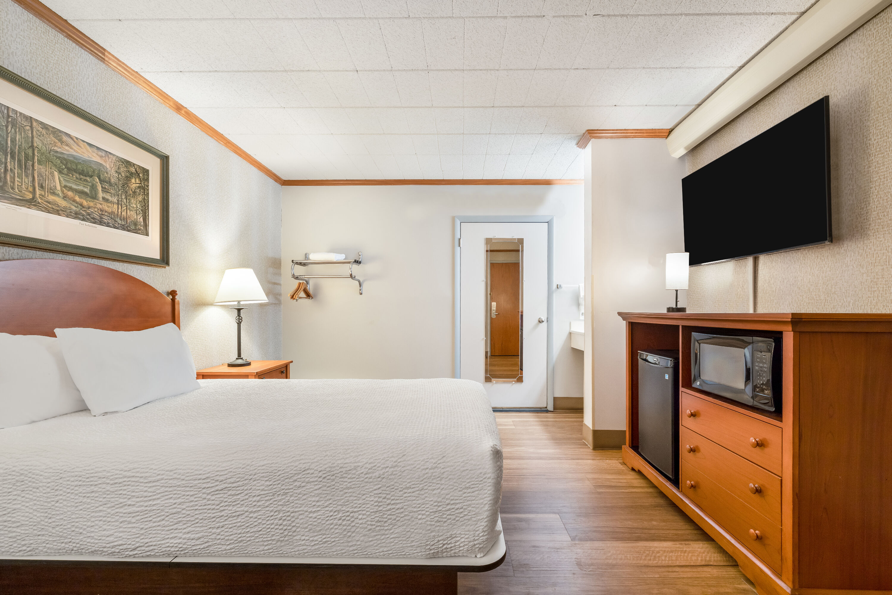 Double bed guest room at the Ramada by Wyndham State College Hotel & Conference Center in State College, Pennsylvania