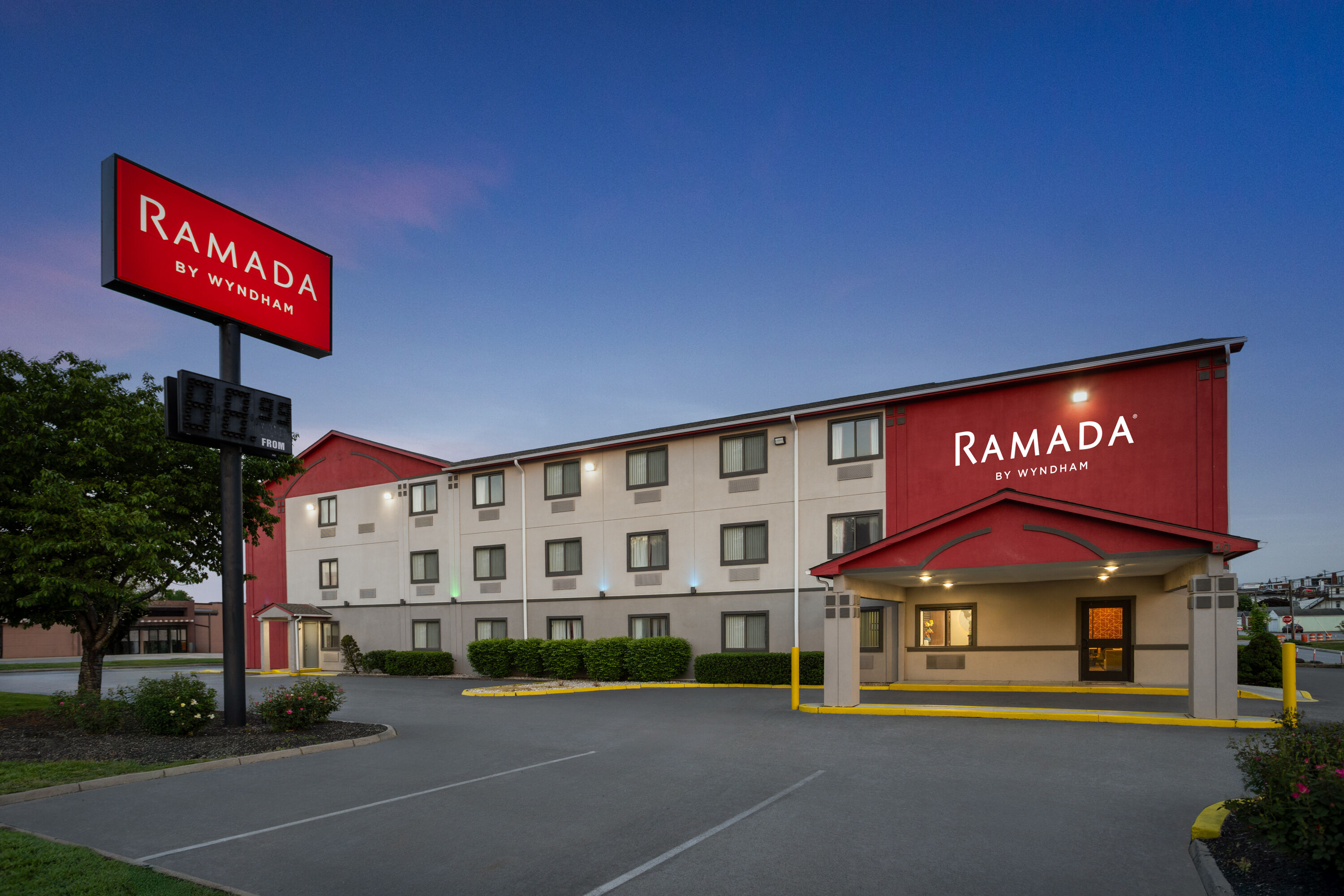 Exterior Dusk Image of Ramada by Wyndham York Harrisburg Hershey hotel in York, Pennsylvania