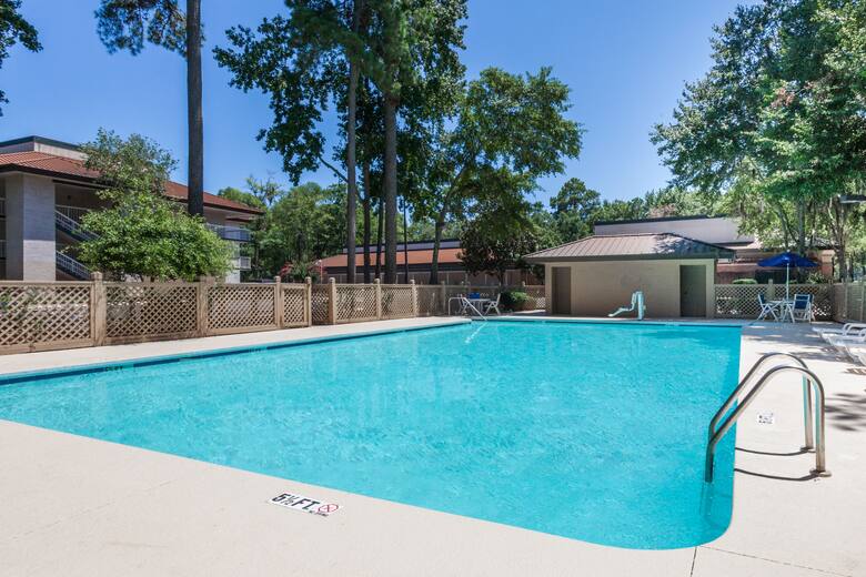 Ramada Hilton Head Hotels Sc 29926 1341 Pool At The Ramada Hilton Head In South Carolina