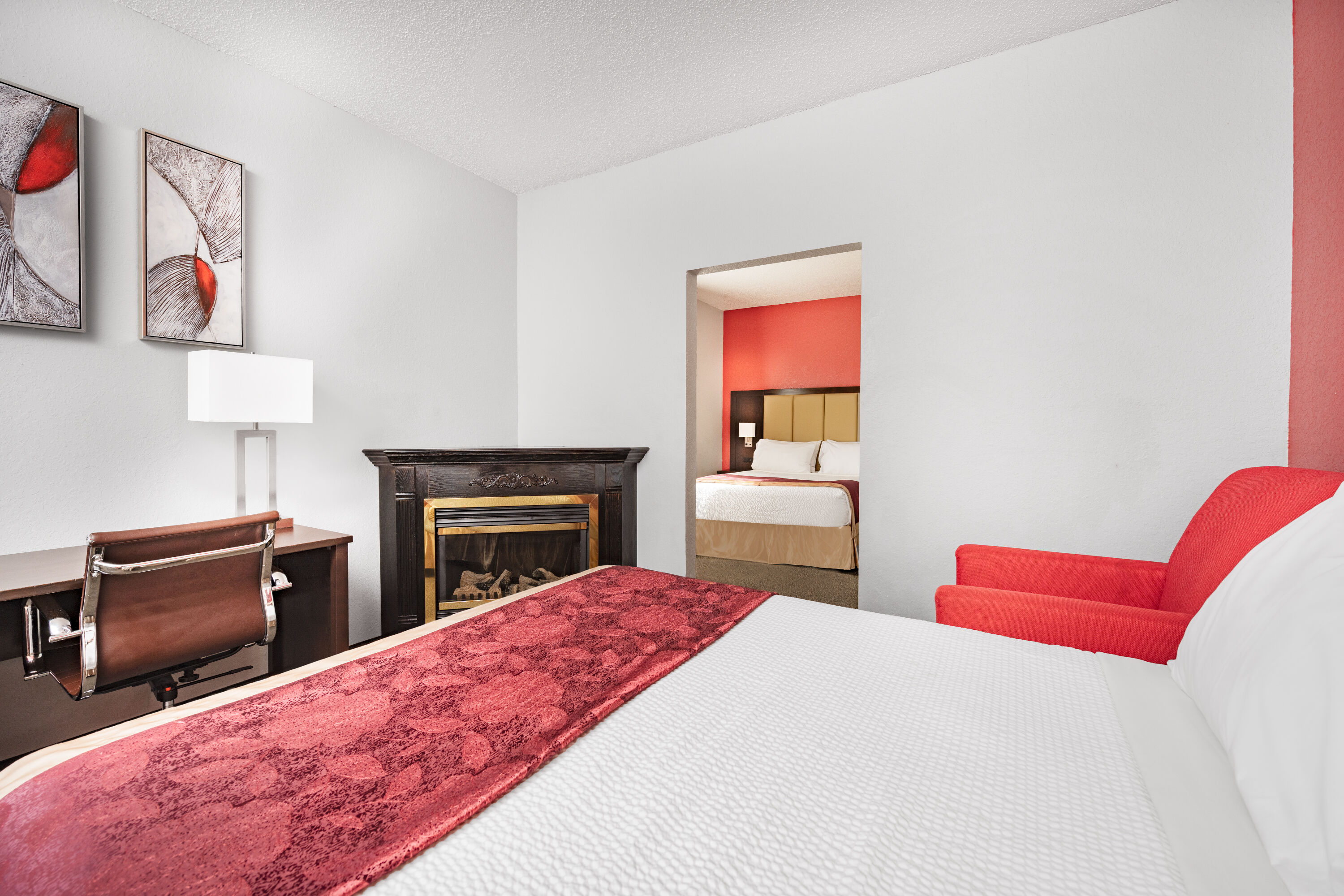 Ramada by Wyndham Keystone Near Mt Rushmore suite in Keystone, South Dakota