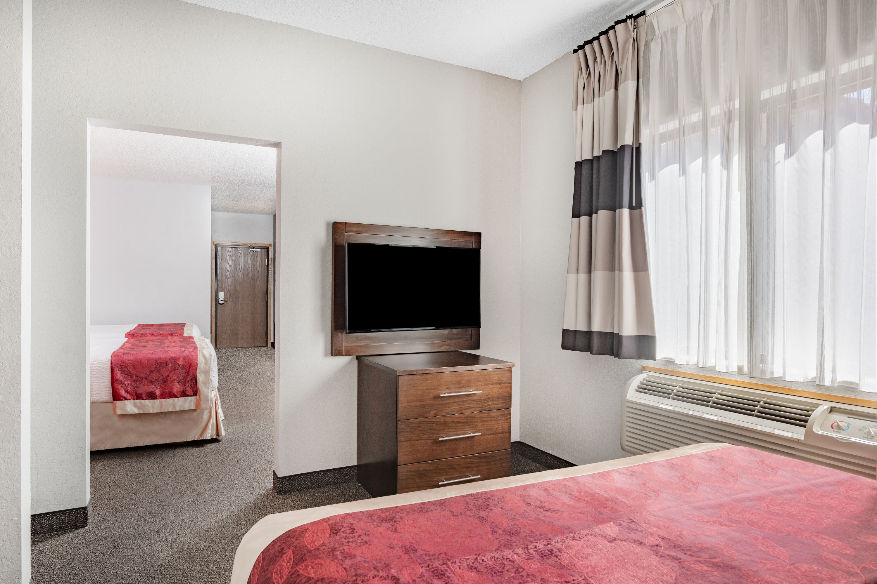 Ramada by Wyndham Keystone Near Mt Rushmore suite in Keystone, South Dakota