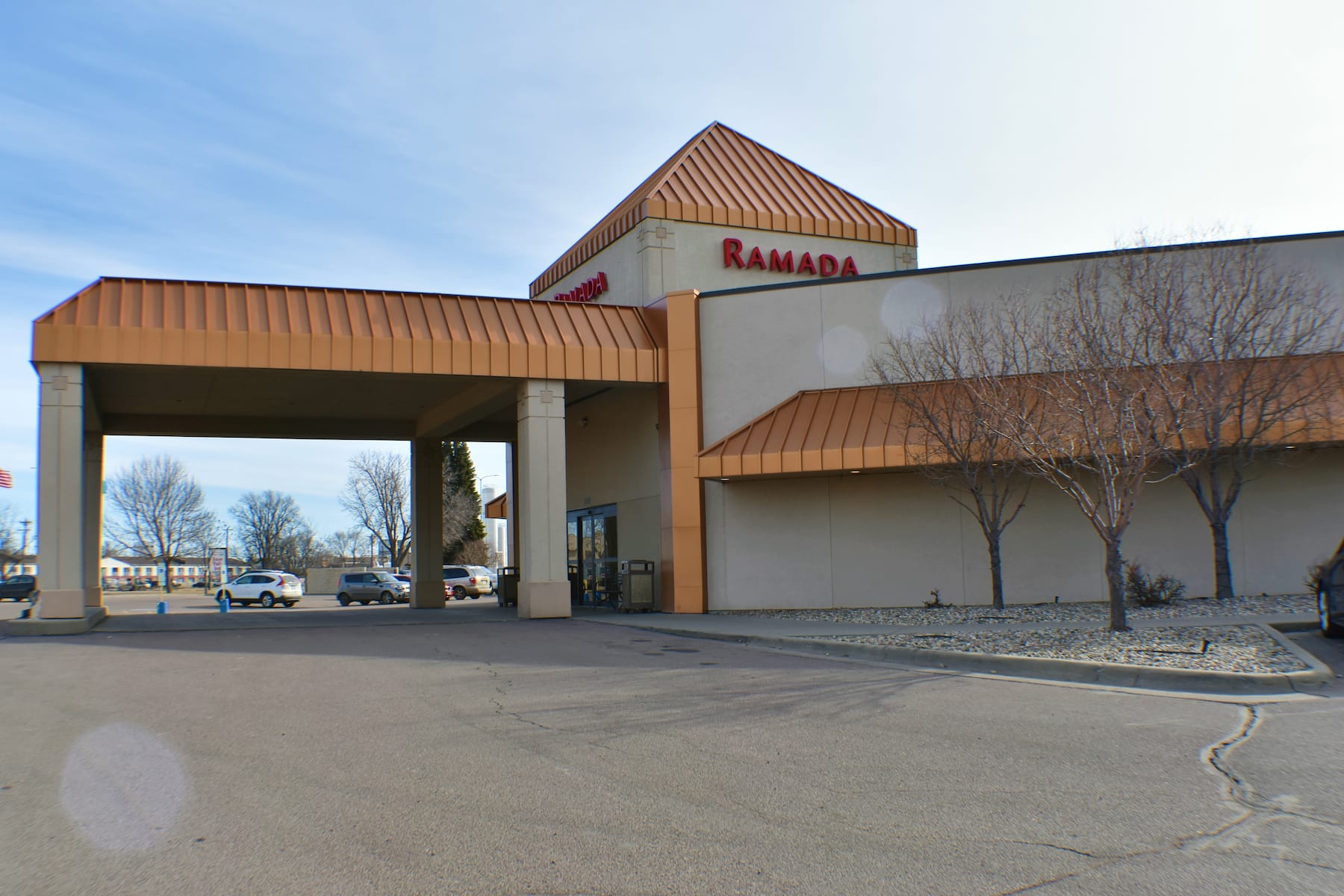 Ramada by Wyndham Sioux Falls Airport Hotel & Suites | Sioux Falls, SD