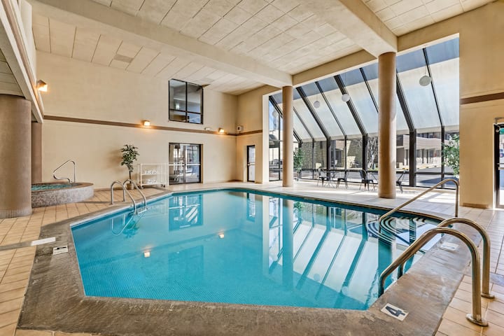 The Wander Hotel, a Ramada by Wyndham | Gatlinburg, TN Hotels