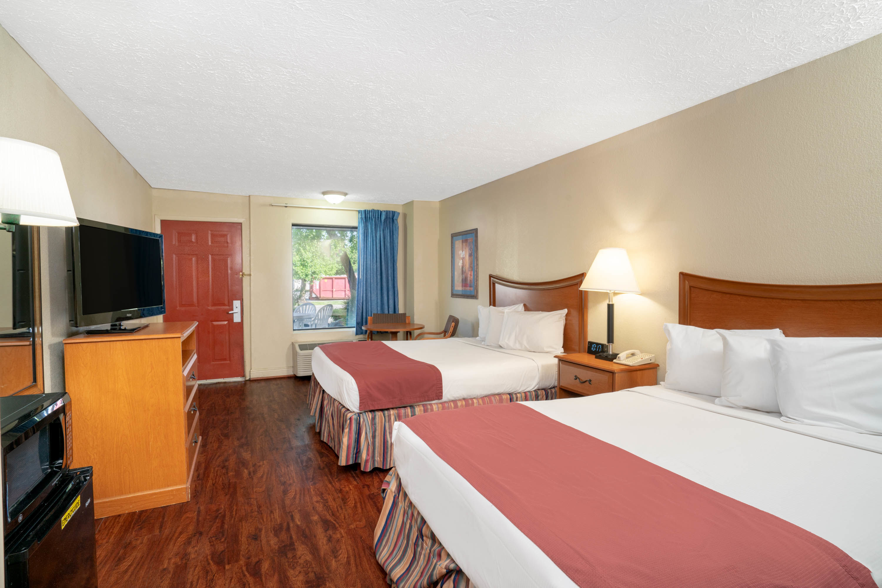 Ramada By Wyndham Pigeon Forge South Pigeon Forge Tn Hotels