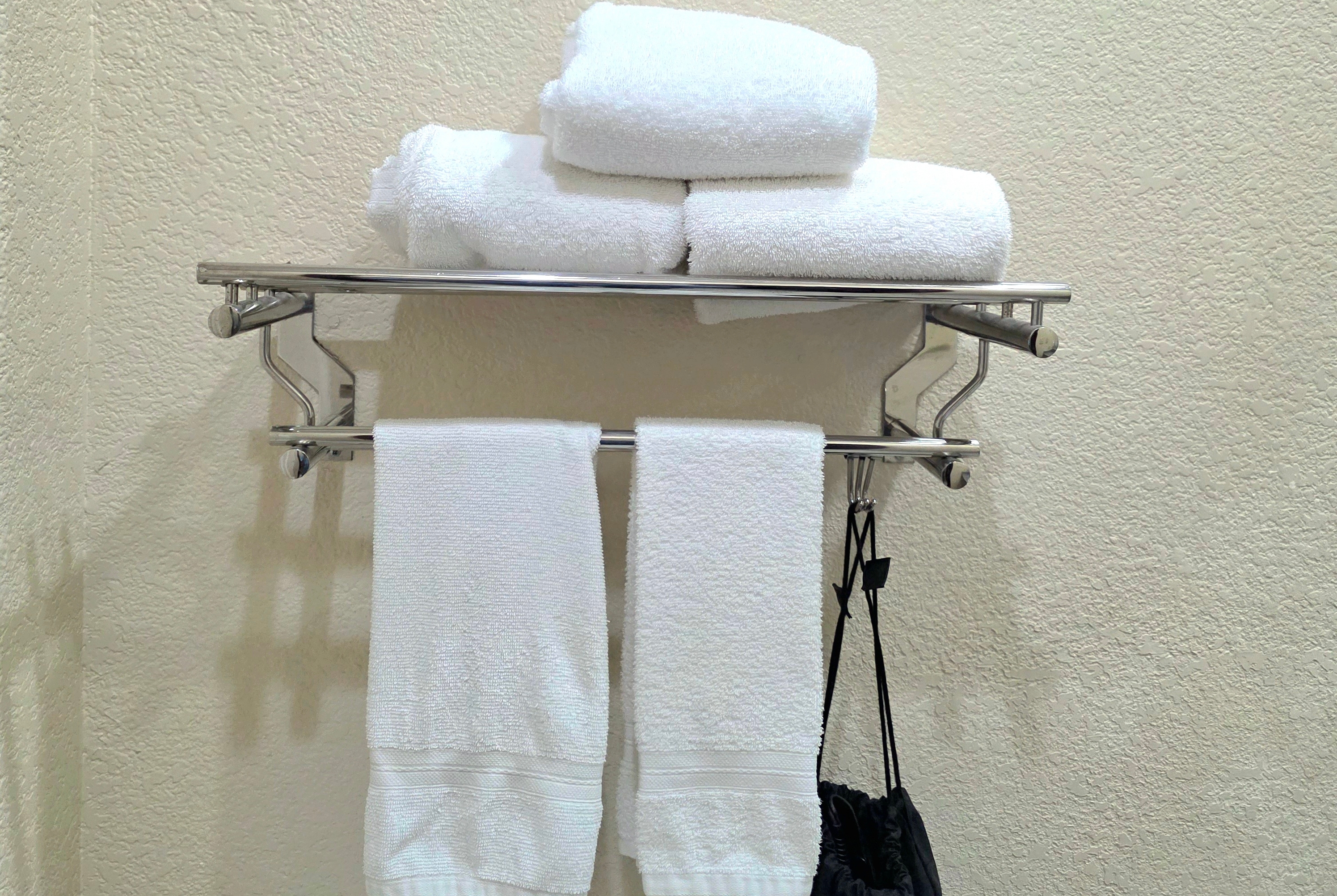 Guest room feature at the Ramada by Wyndham South Waco in Hewitt, Texas