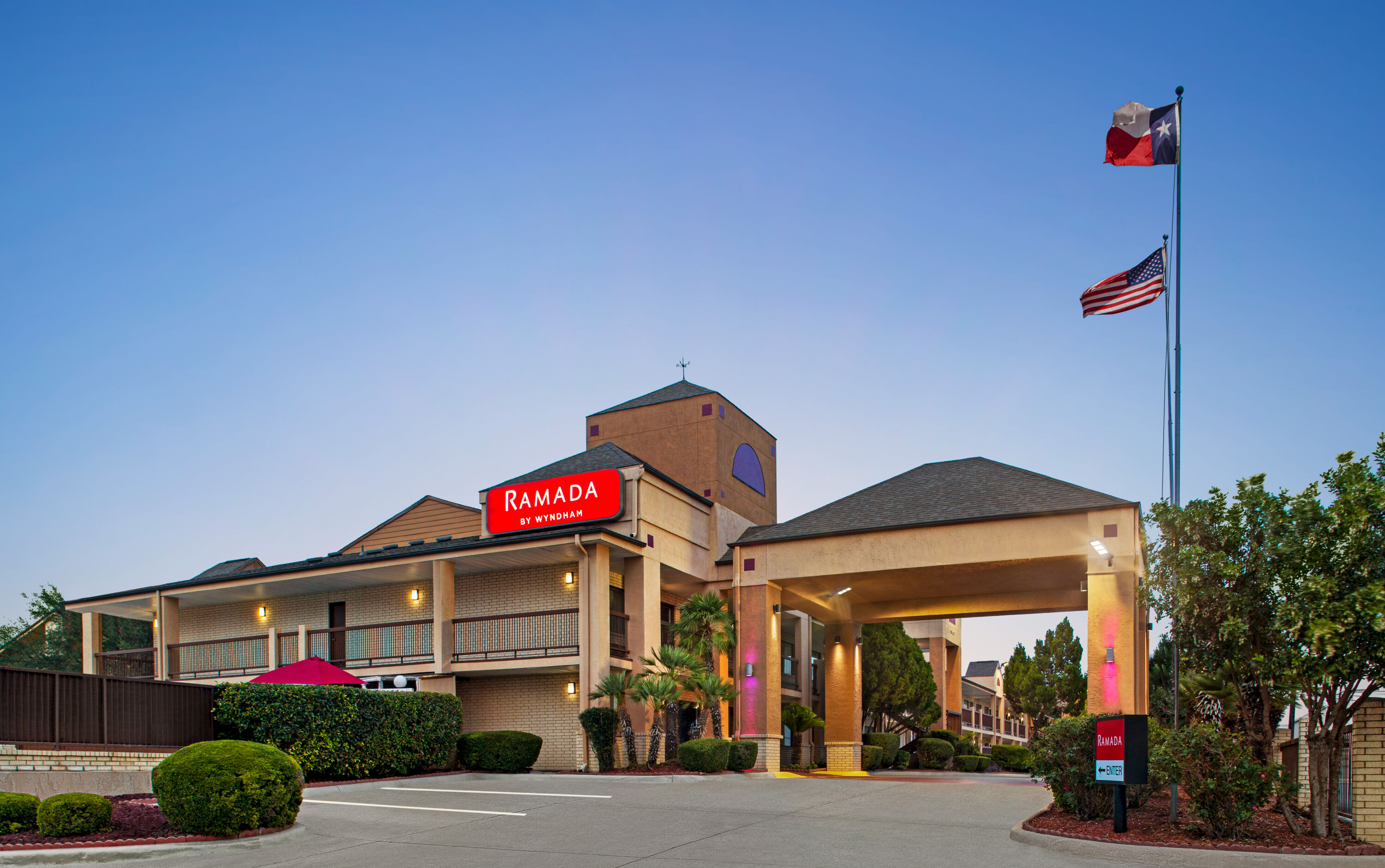 Exterior of Ramada by Wyndham San Antonio Near SeaWorld/Lackland AFB hotel in San Antonio, Texas