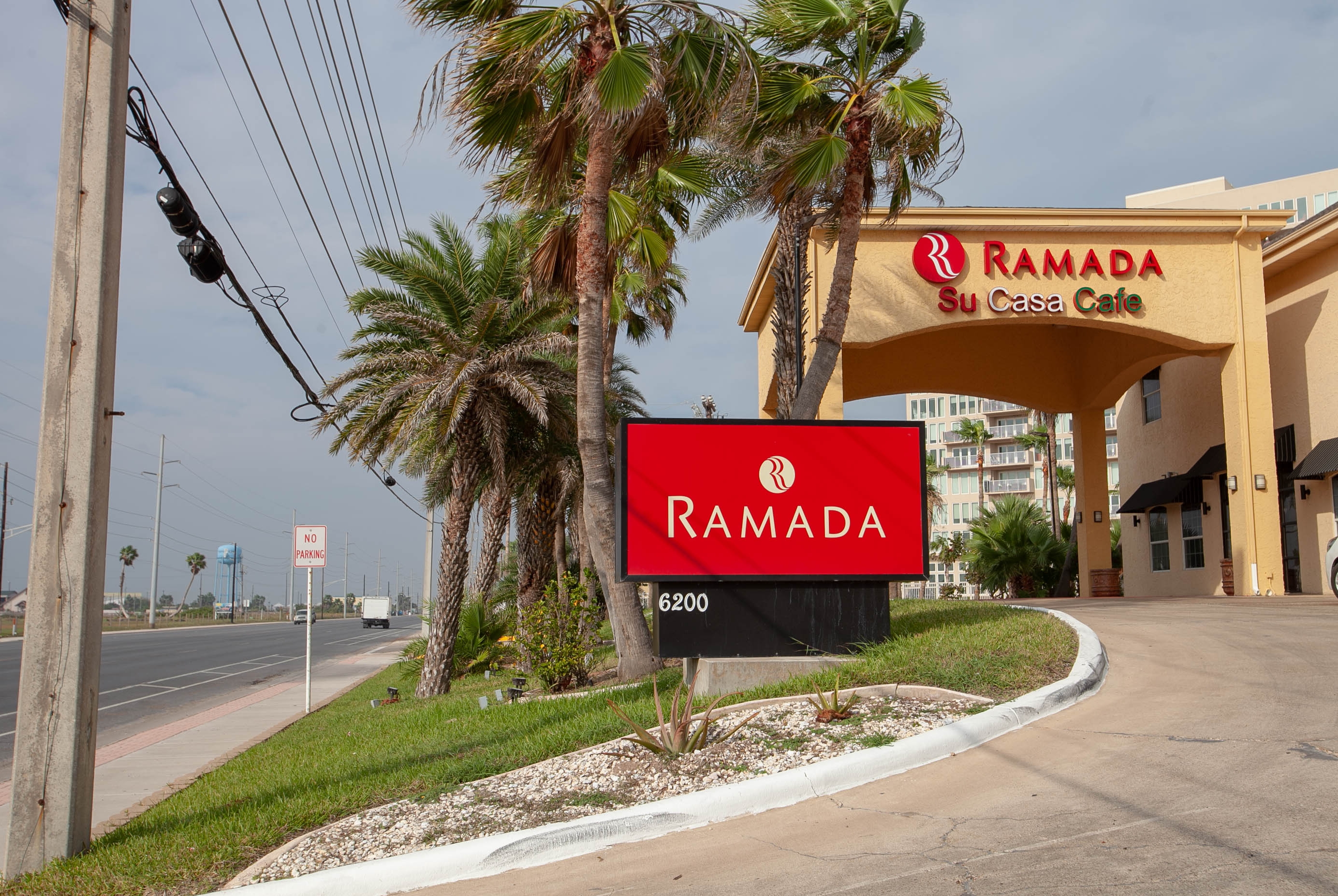 Ramada By Wyndham Amp Suites South Padre Island South