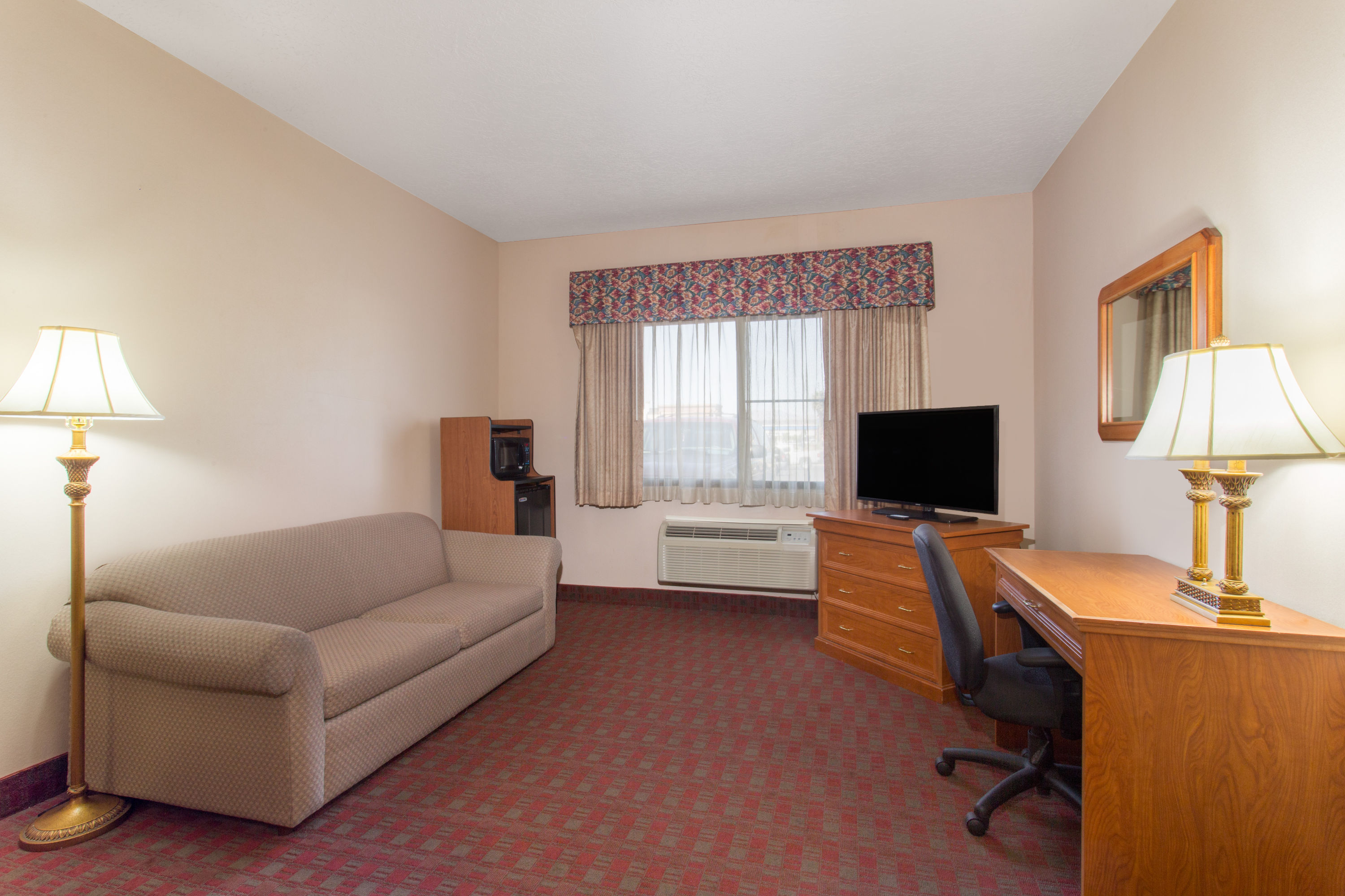 Guest room at the Ramada by Wyndham St George in Saint George, Utah